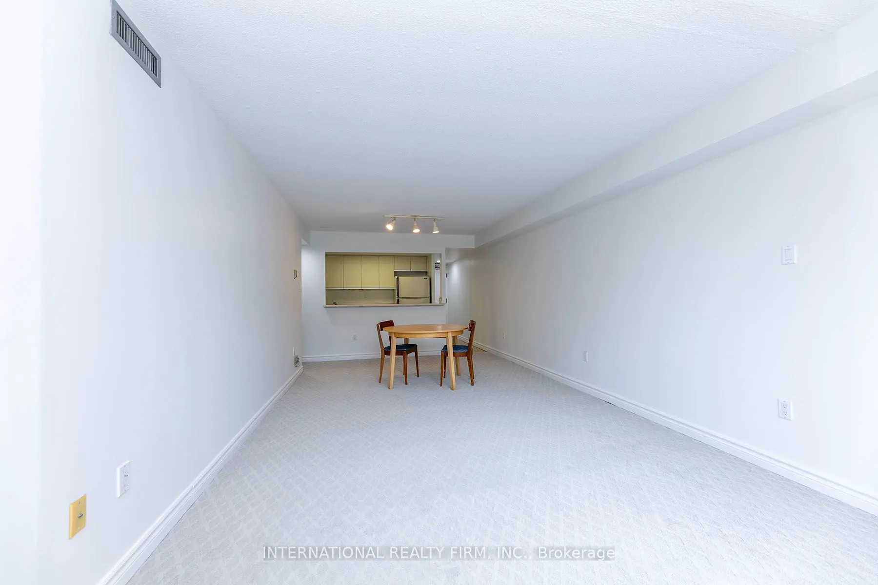 705 King Street W, #215