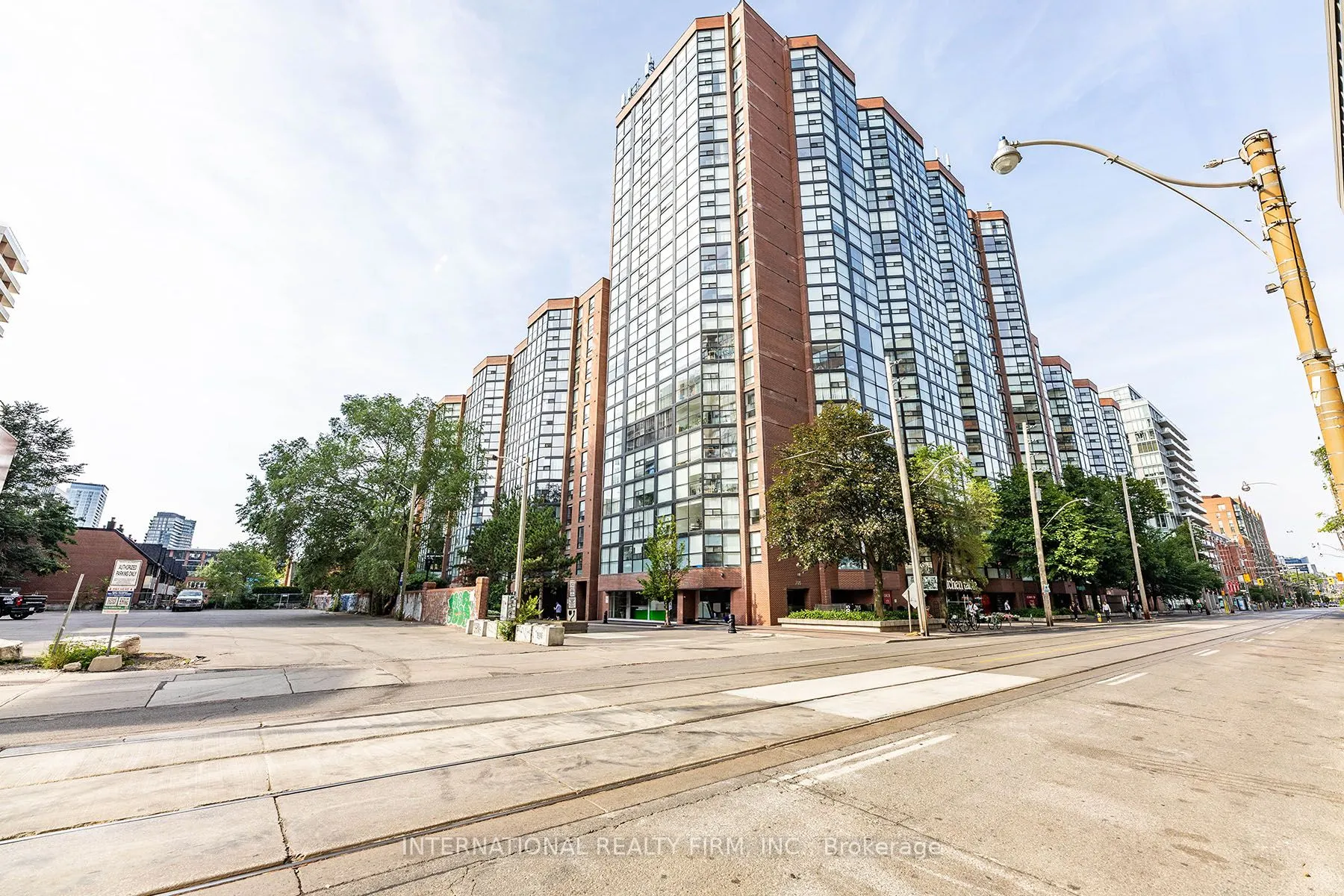 705 King Street W, #215
