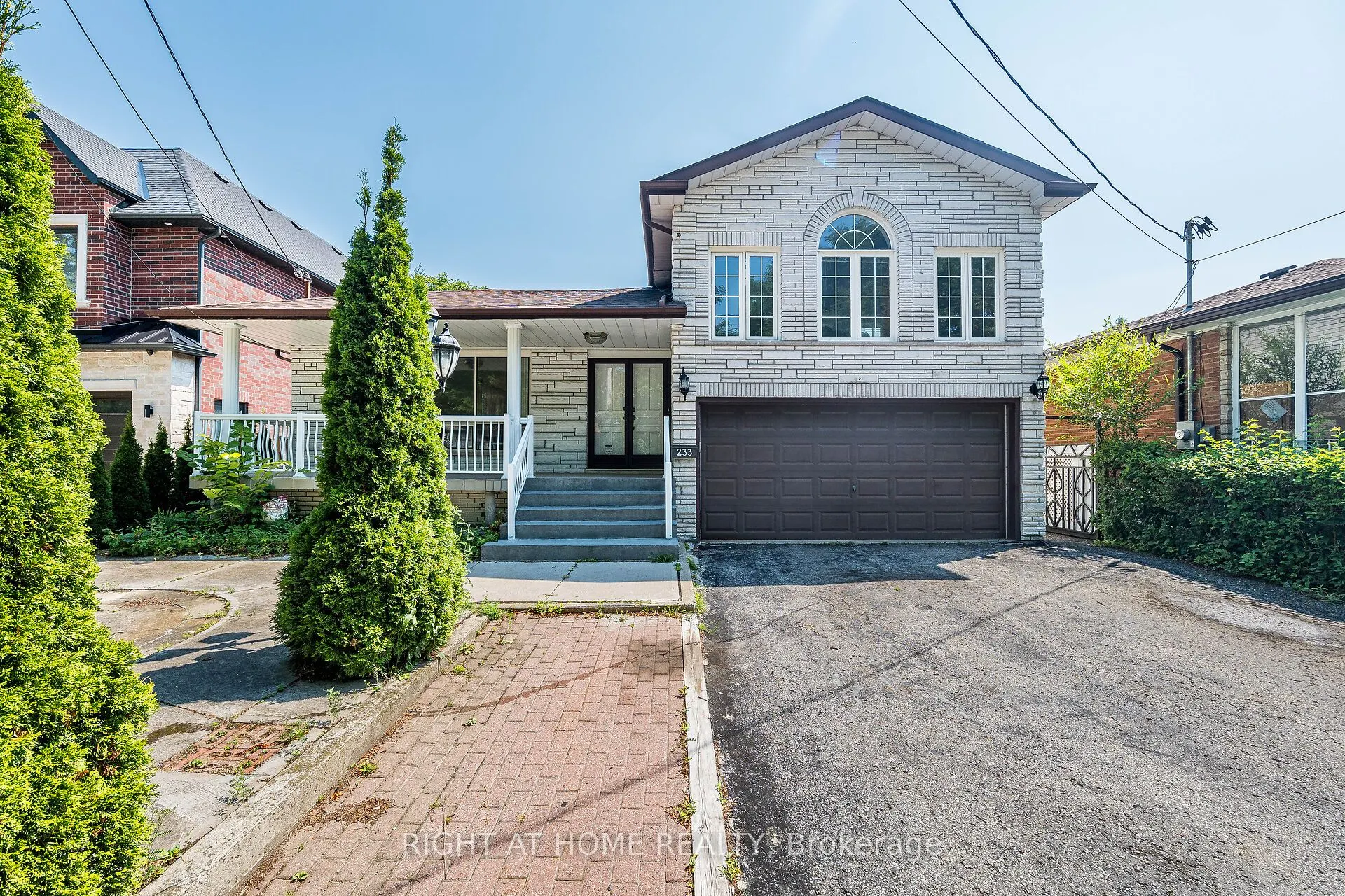 233 Faywood Boulevard