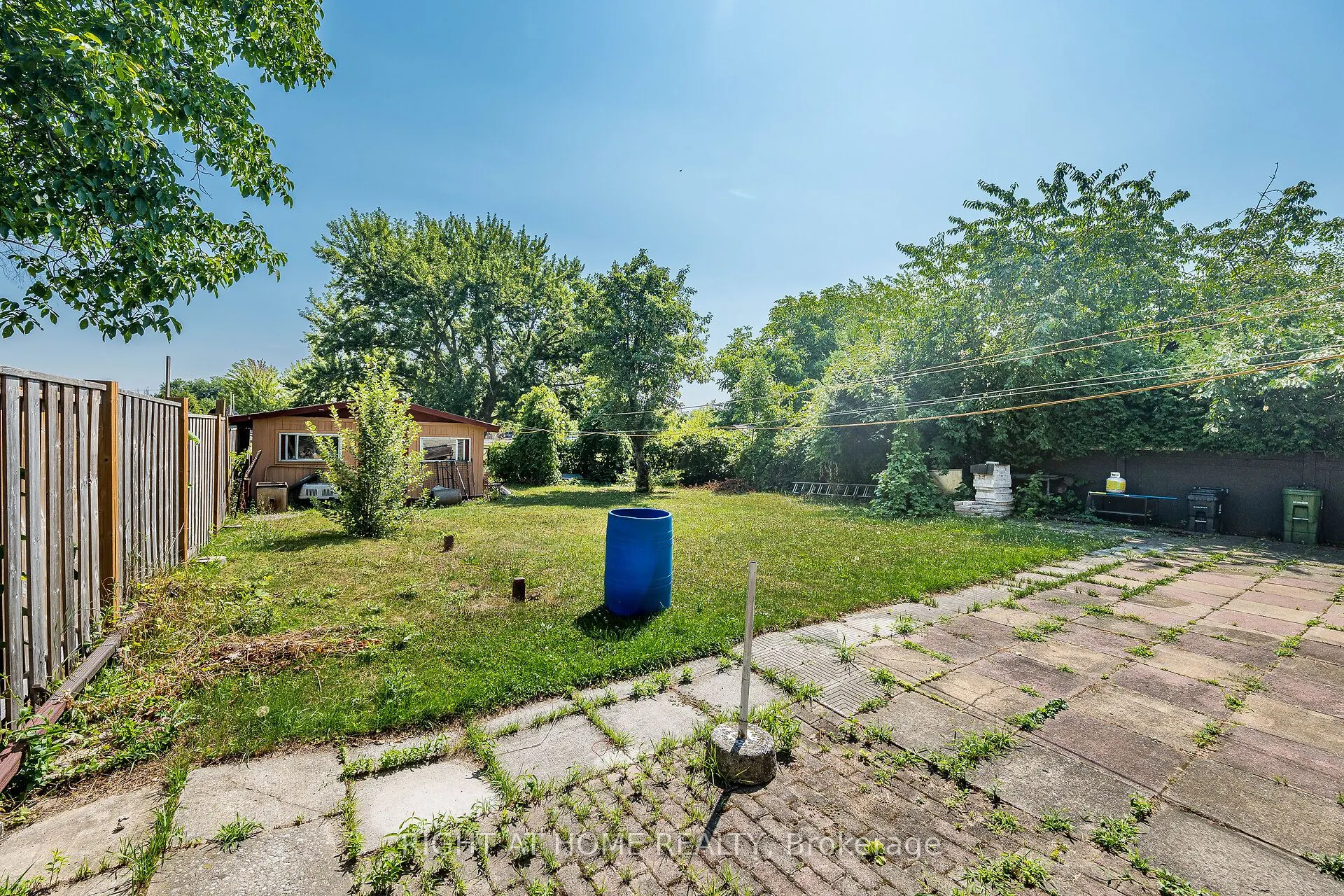 233 Faywood Boulevard
