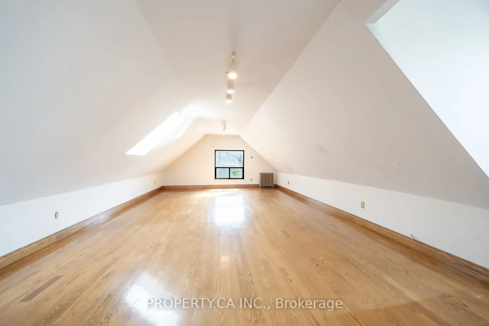 35 Pinewood Avenue