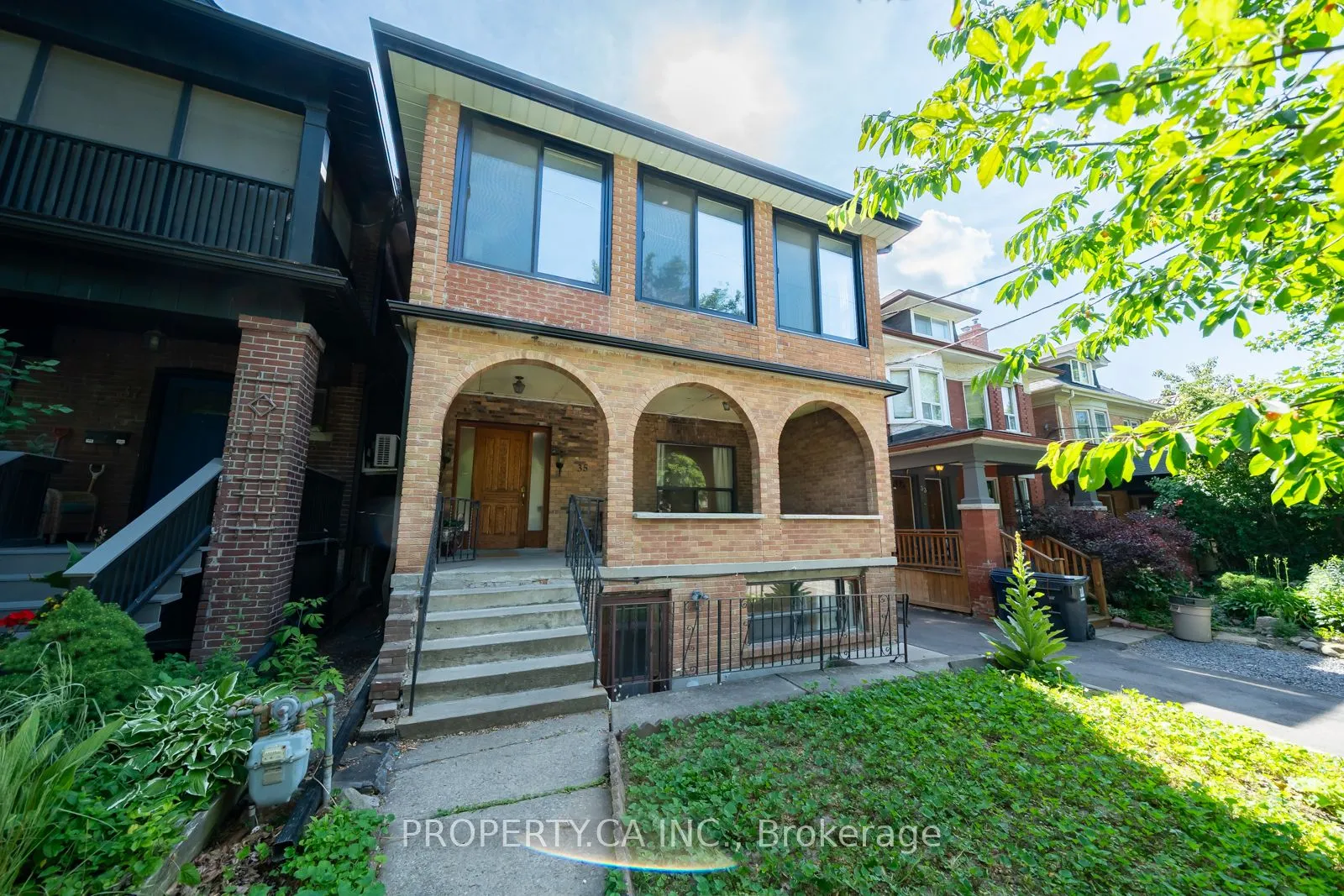 35 Pinewood Avenue