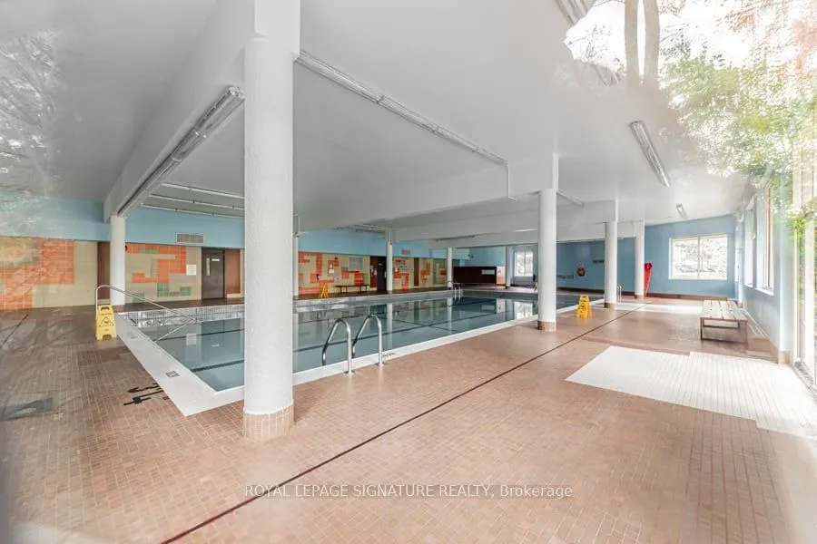 60 Pavane Linkway, #1914