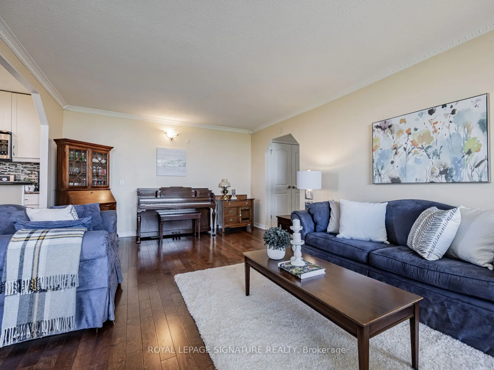 60 Pavane Linkway, #1914