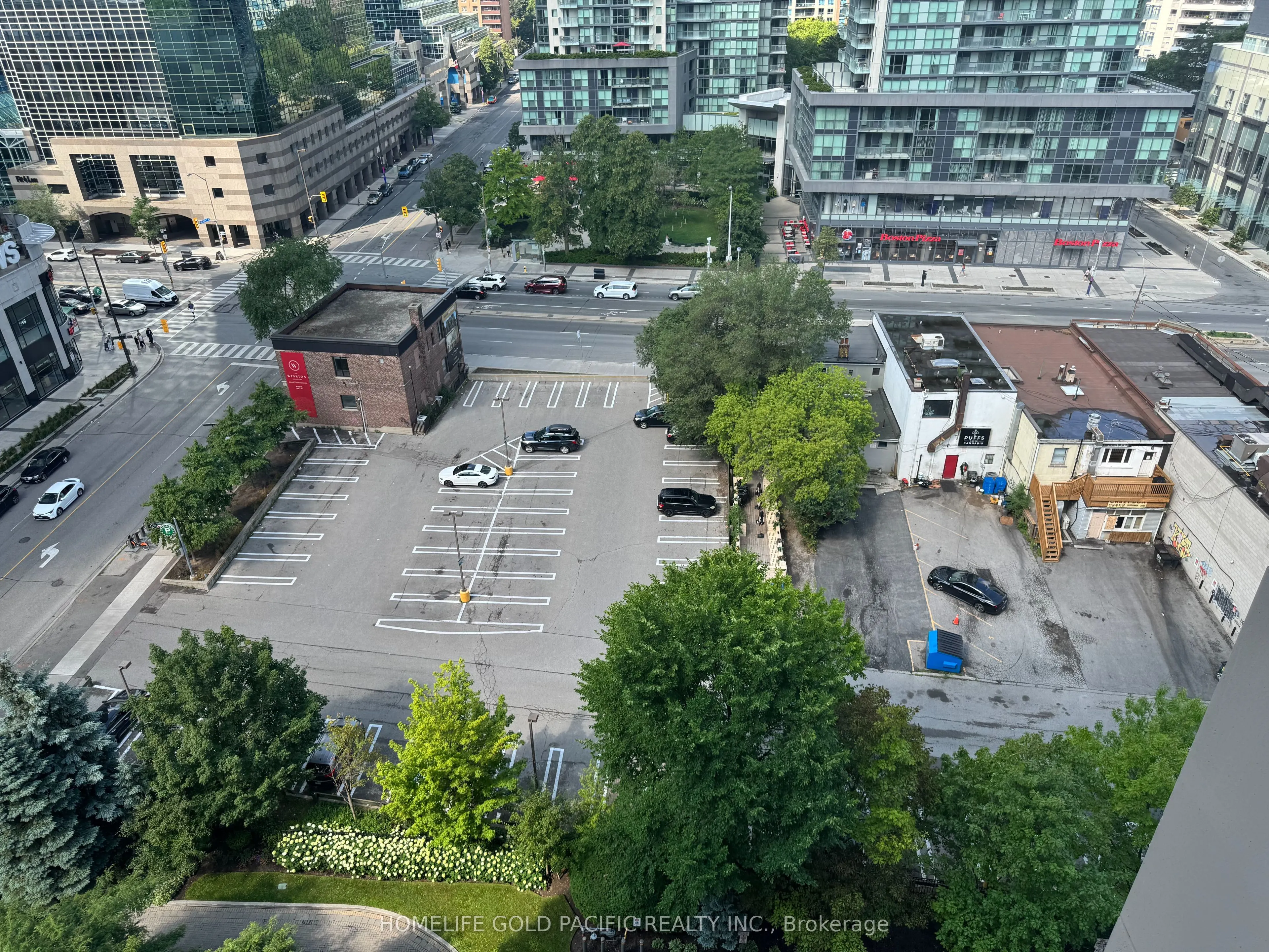 28 Empress Avenue, #1716