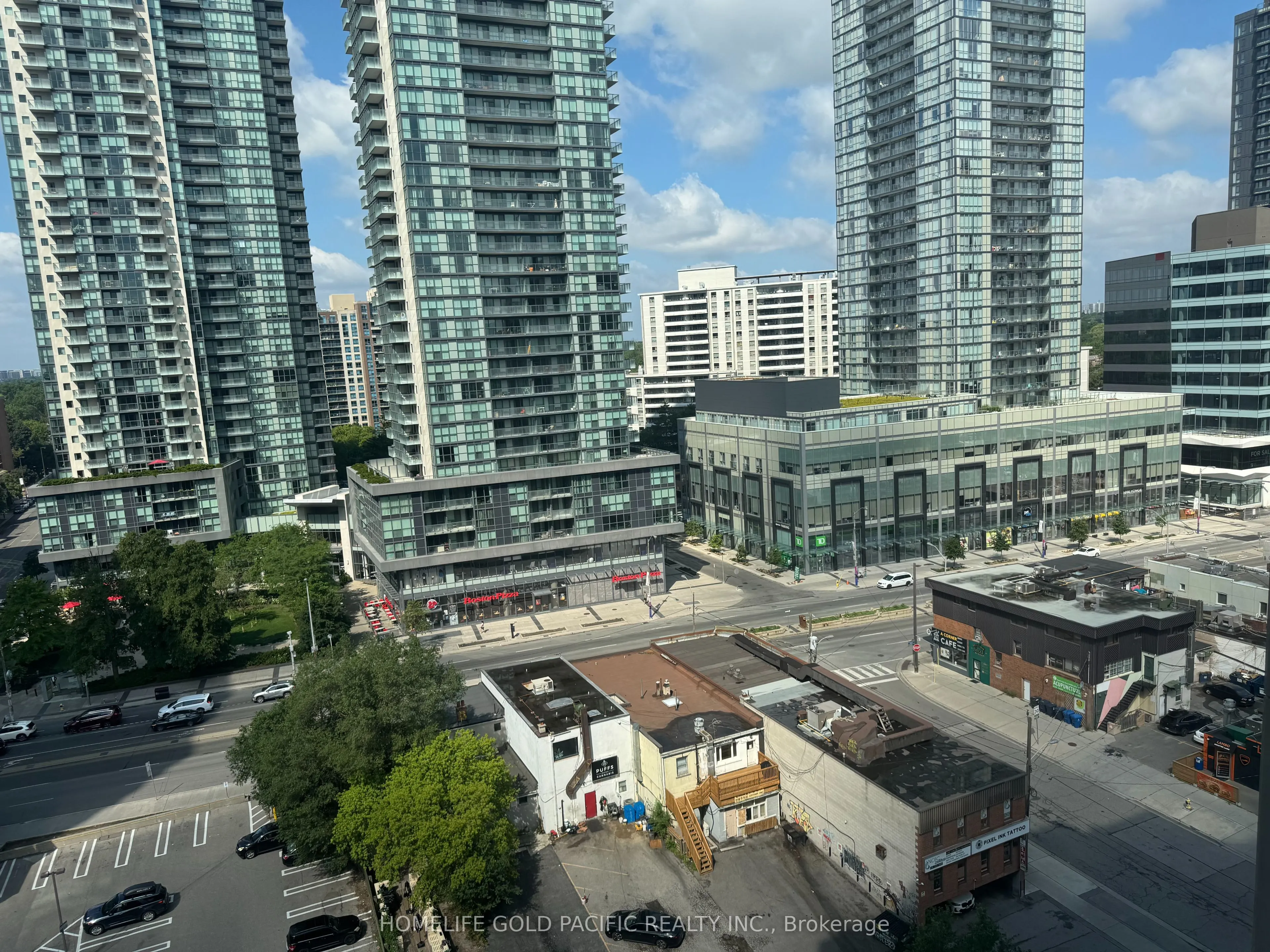 28 Empress Avenue, #1716