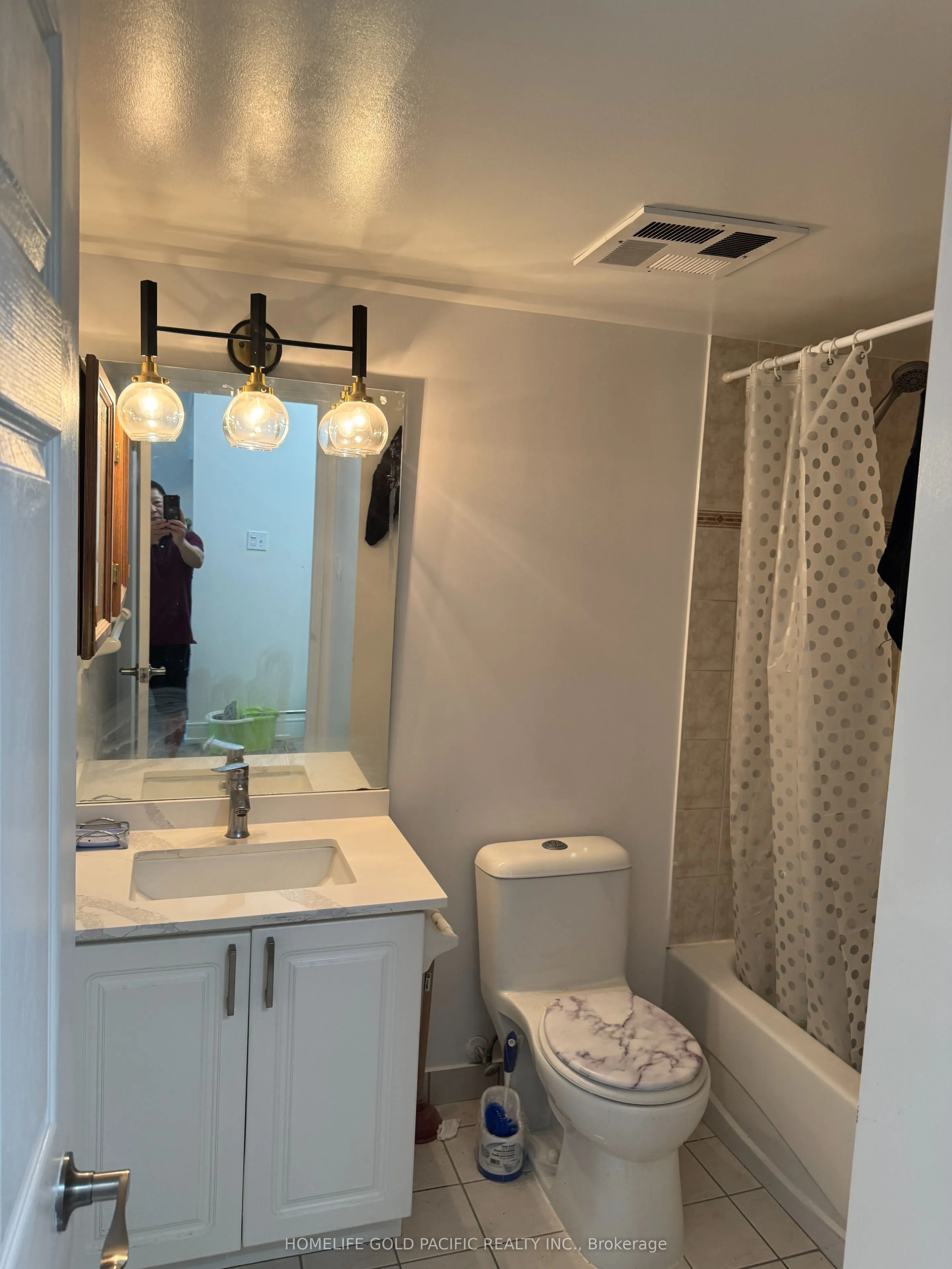 28 Empress Avenue, #1716