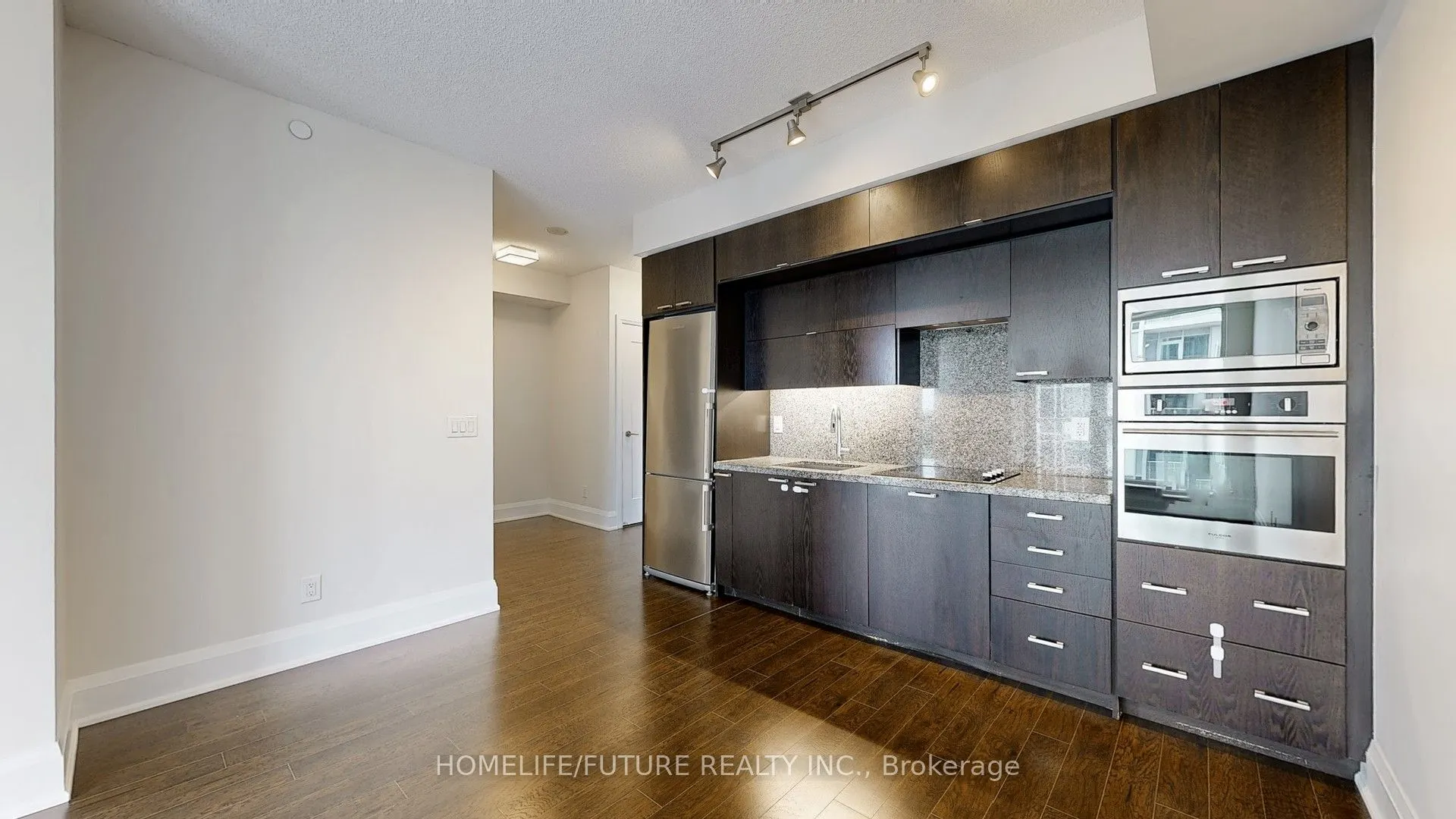 120 Harrison Garden Boulevard #1302