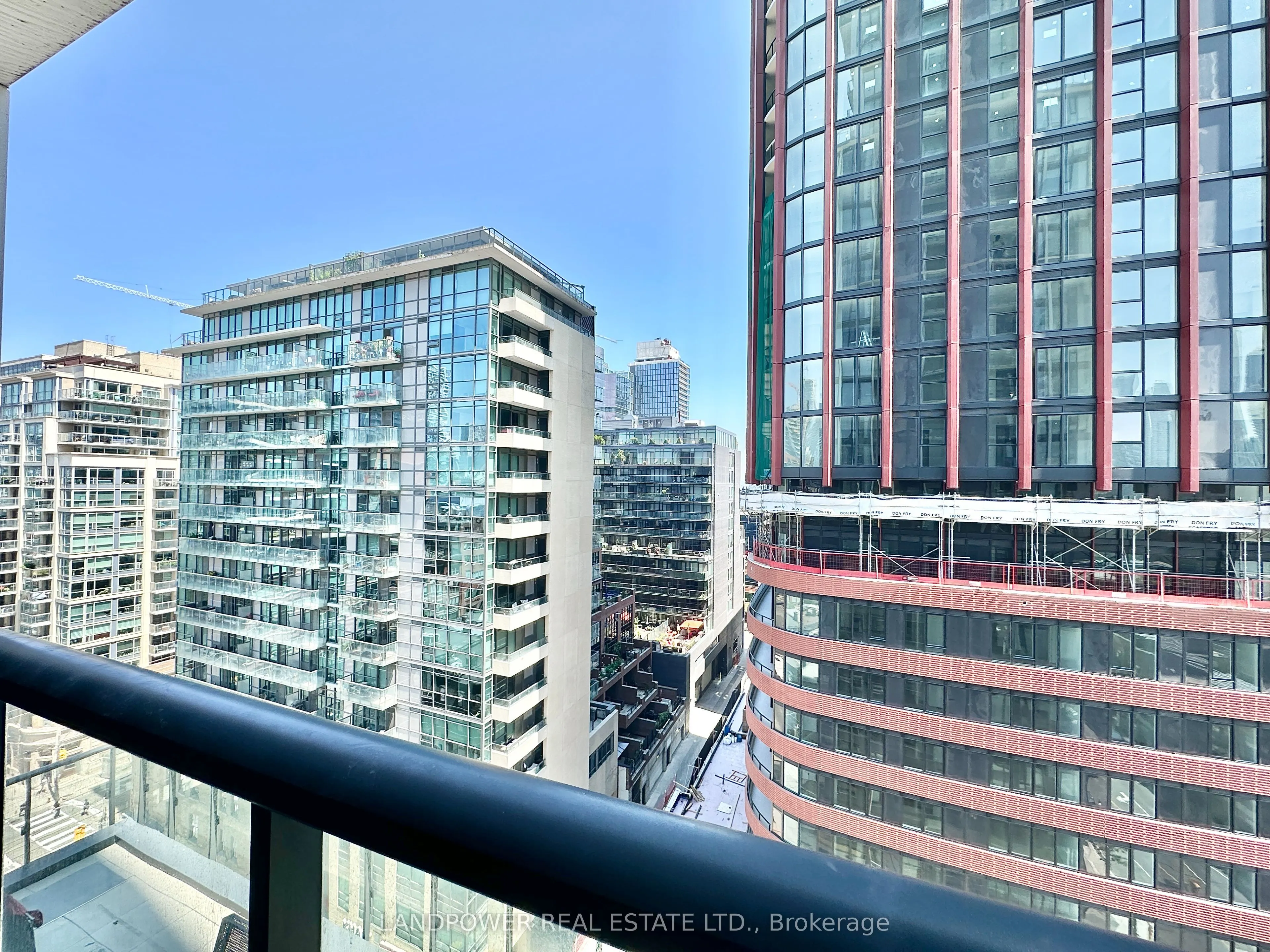 158 Front Street E, #1112