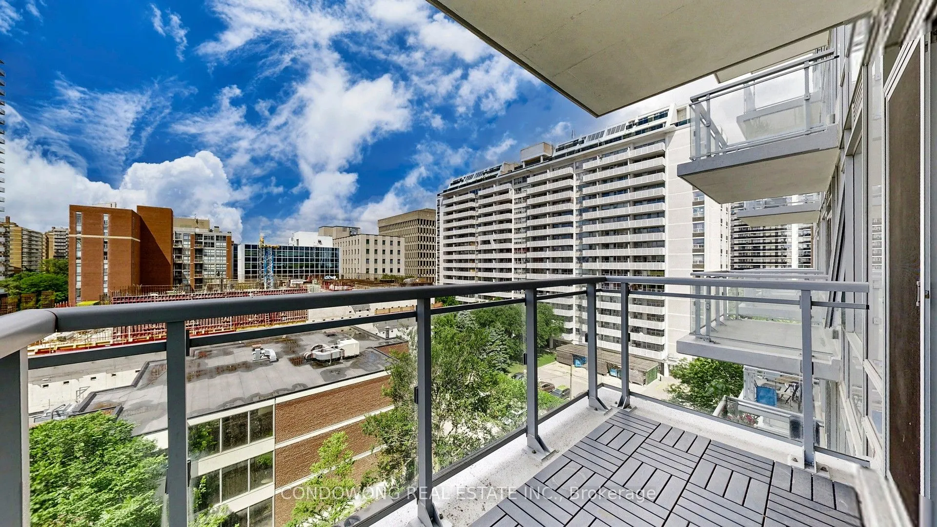 68 Merton Street, #709