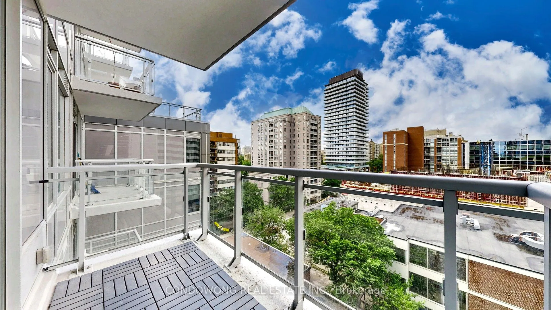 68 Merton Street, #709