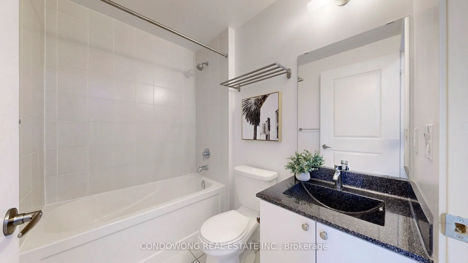 68 Merton Street, #709