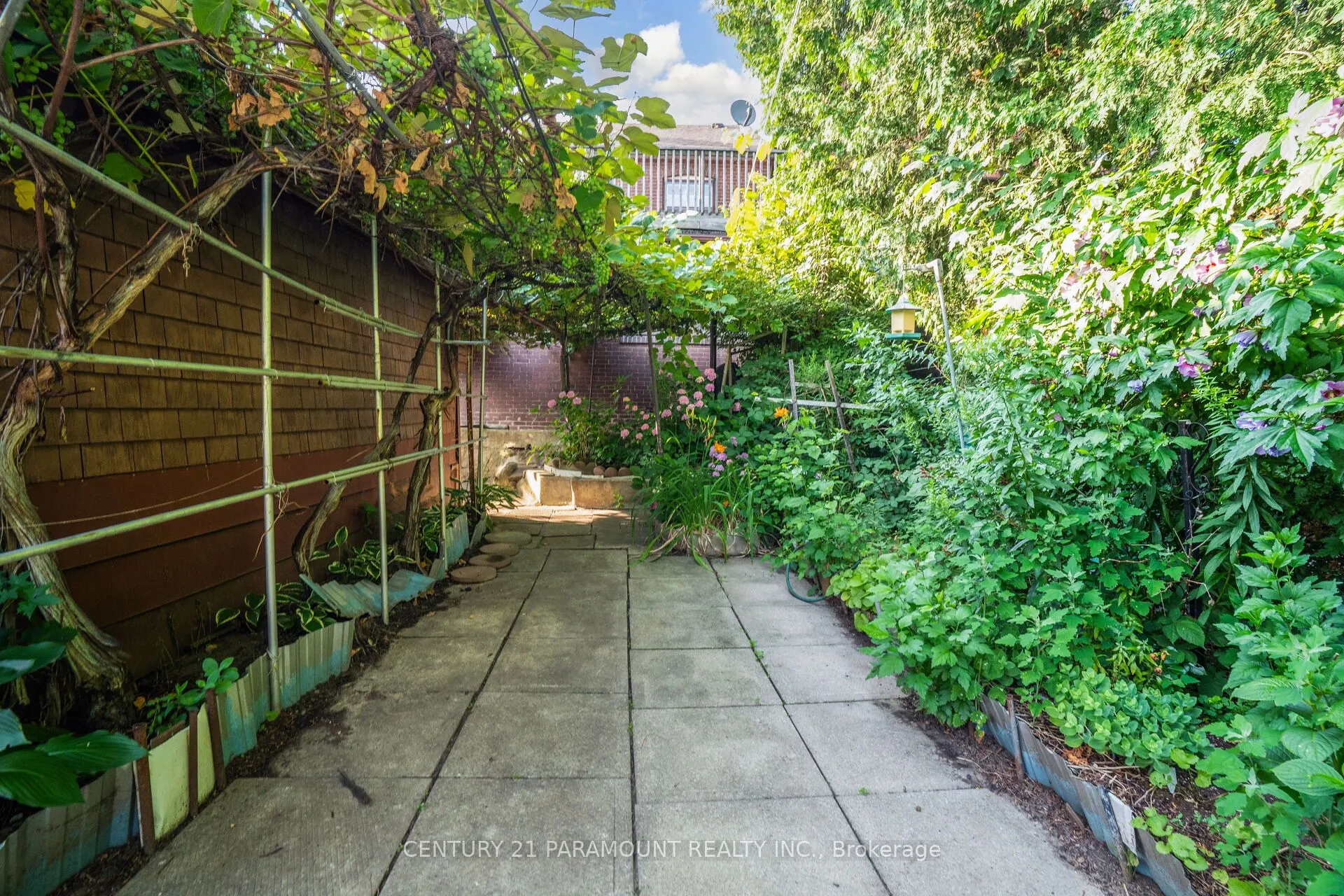 61 St Annes Road