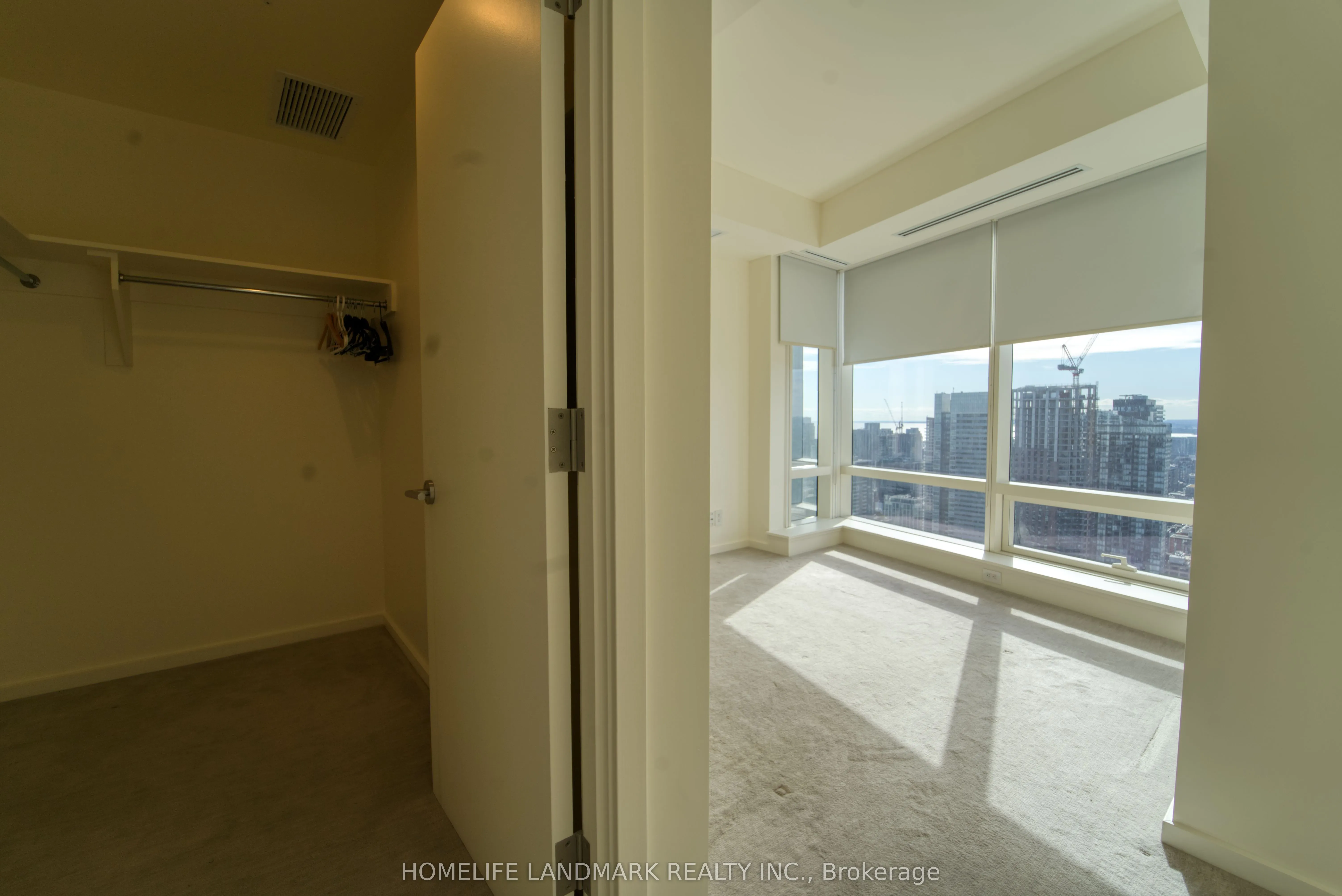 180 University Avenue, #4704