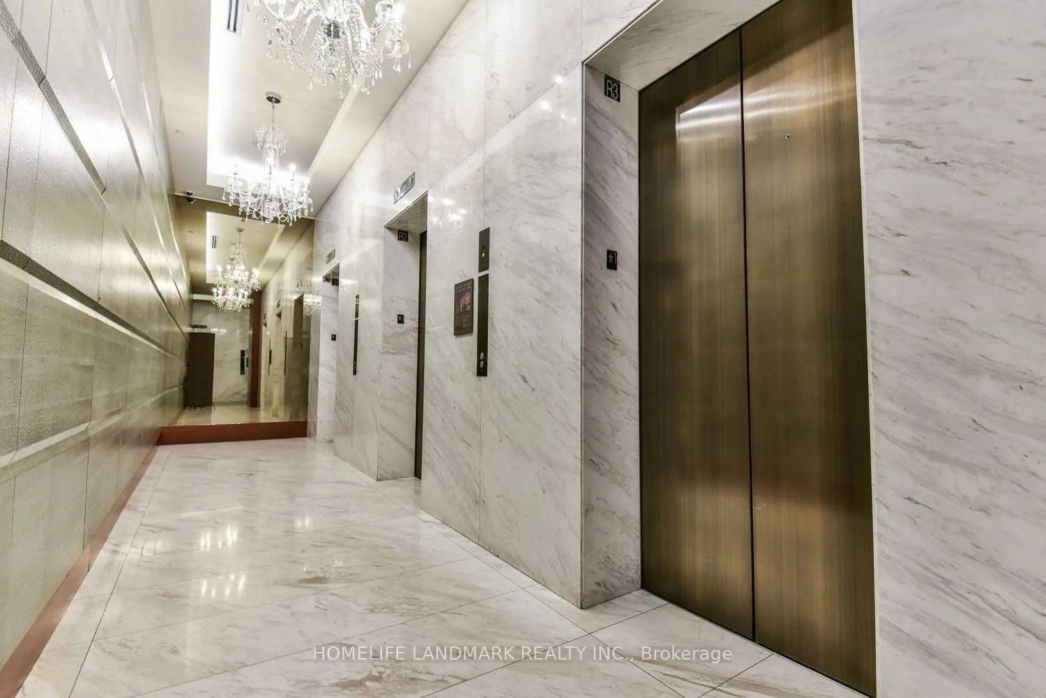 180 University Avenue, #4704