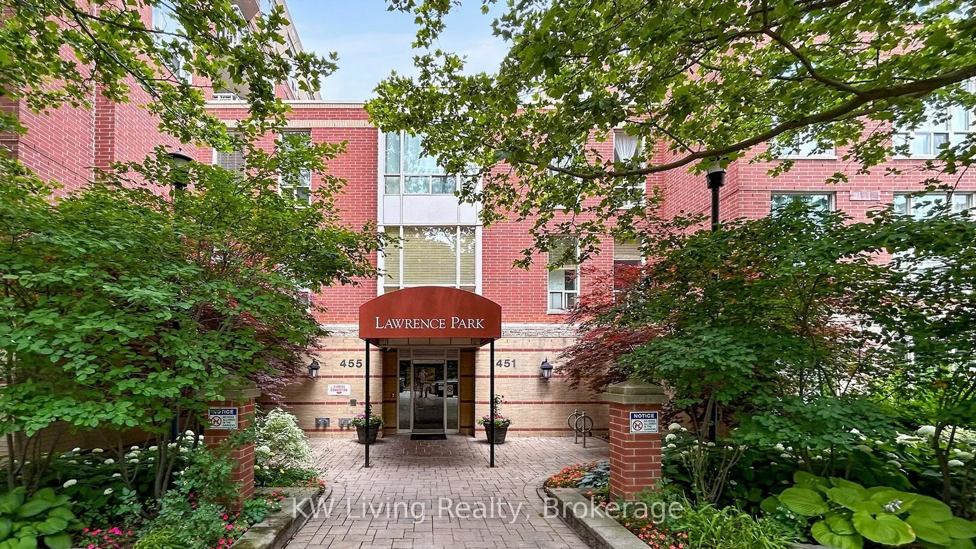 451 Rosewell Avenue, #608