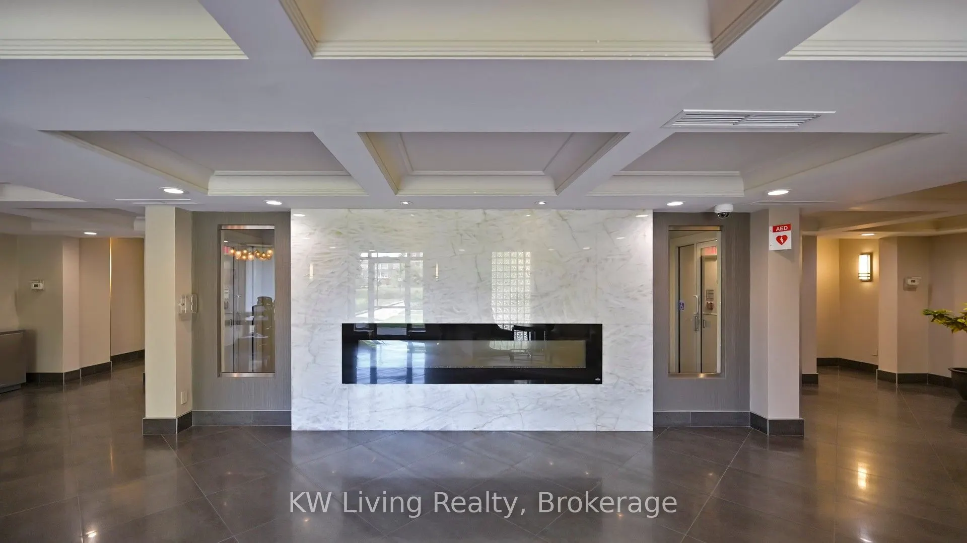 451 Rosewell Avenue, #608