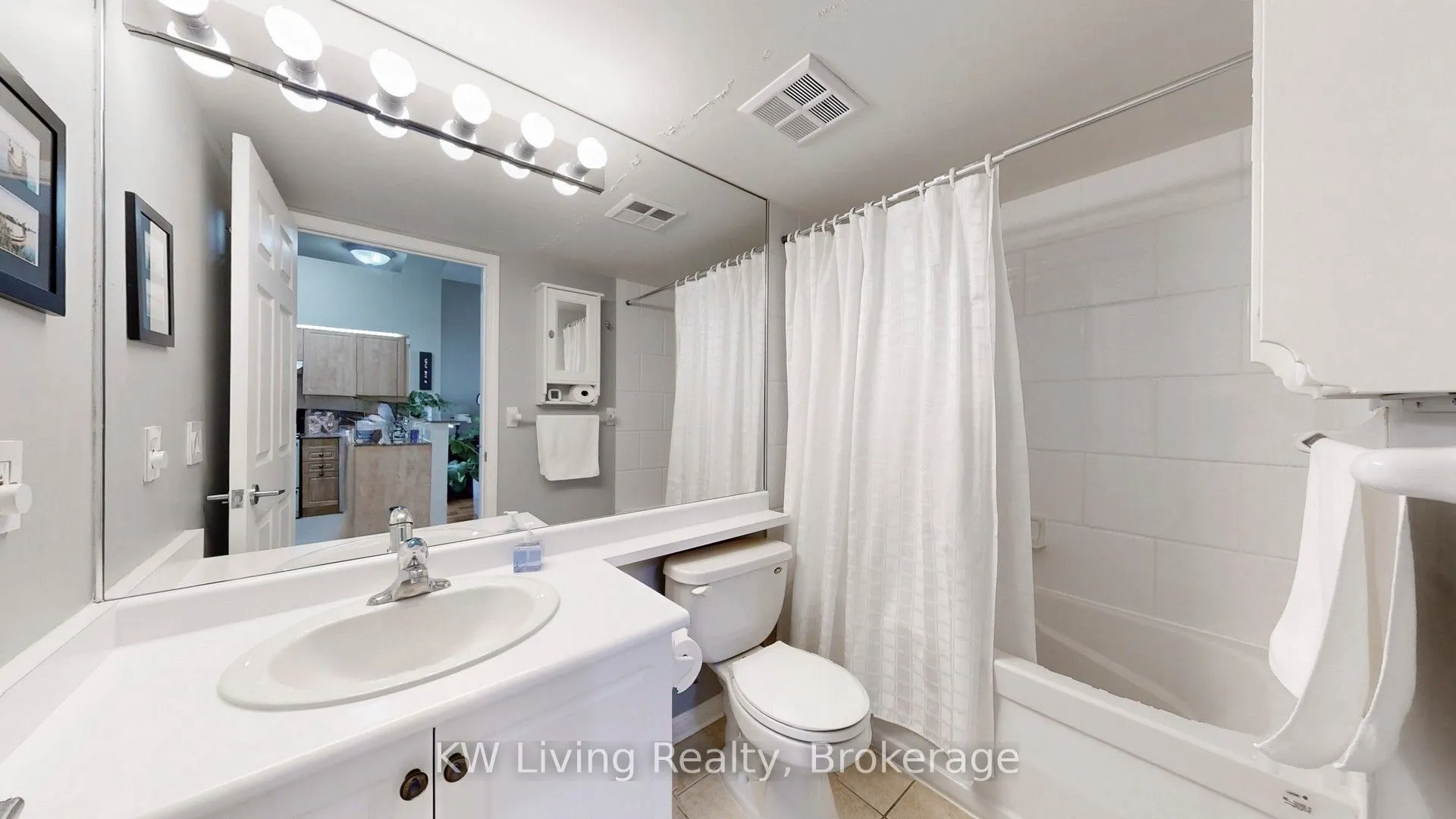 451 Rosewell Avenue, #608