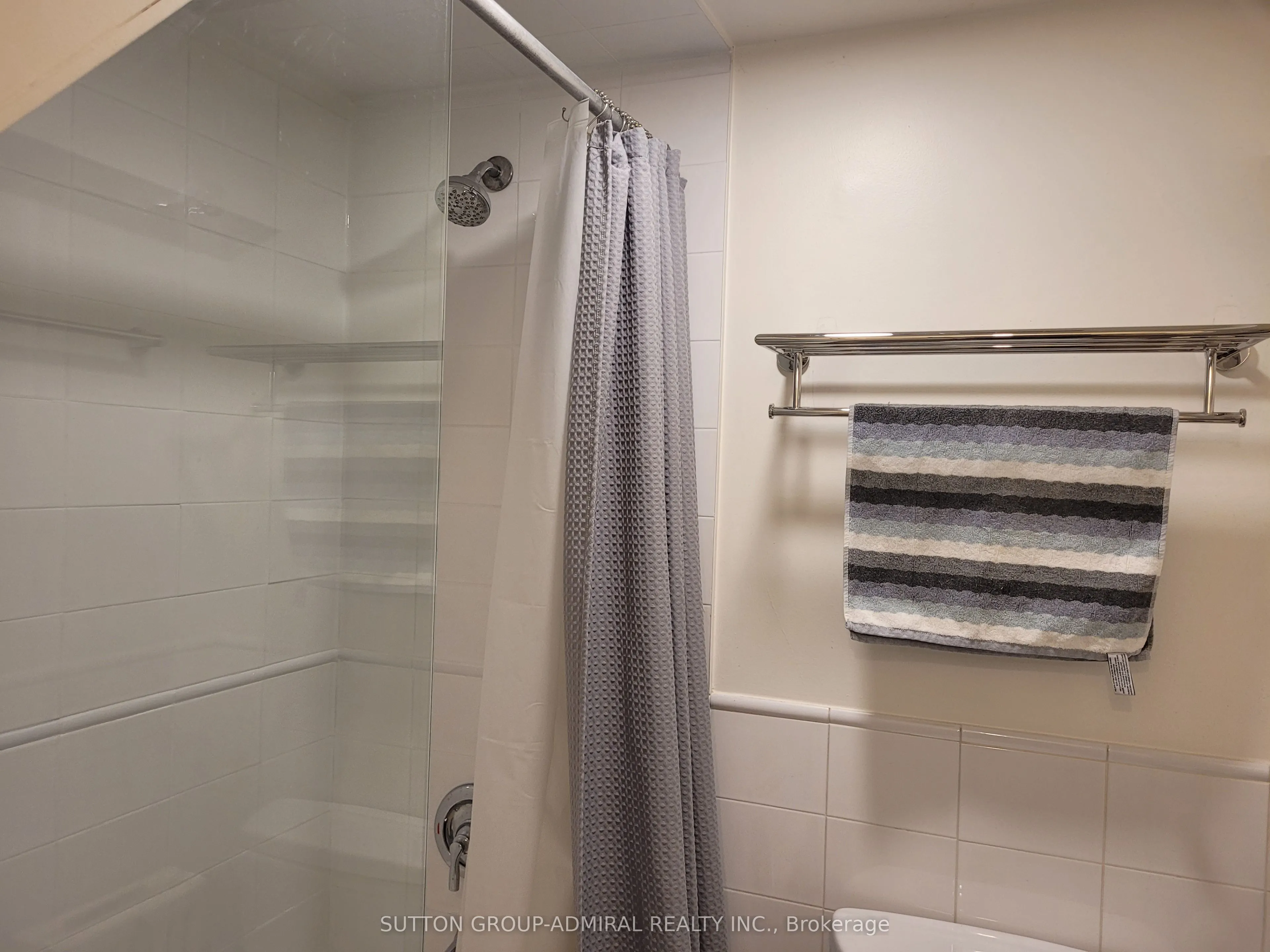 335 Palmerston Boulevard, #Basement