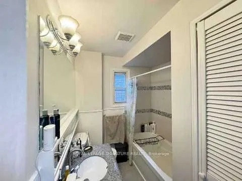 166 Chaplin Crescent, #GF + 2F
