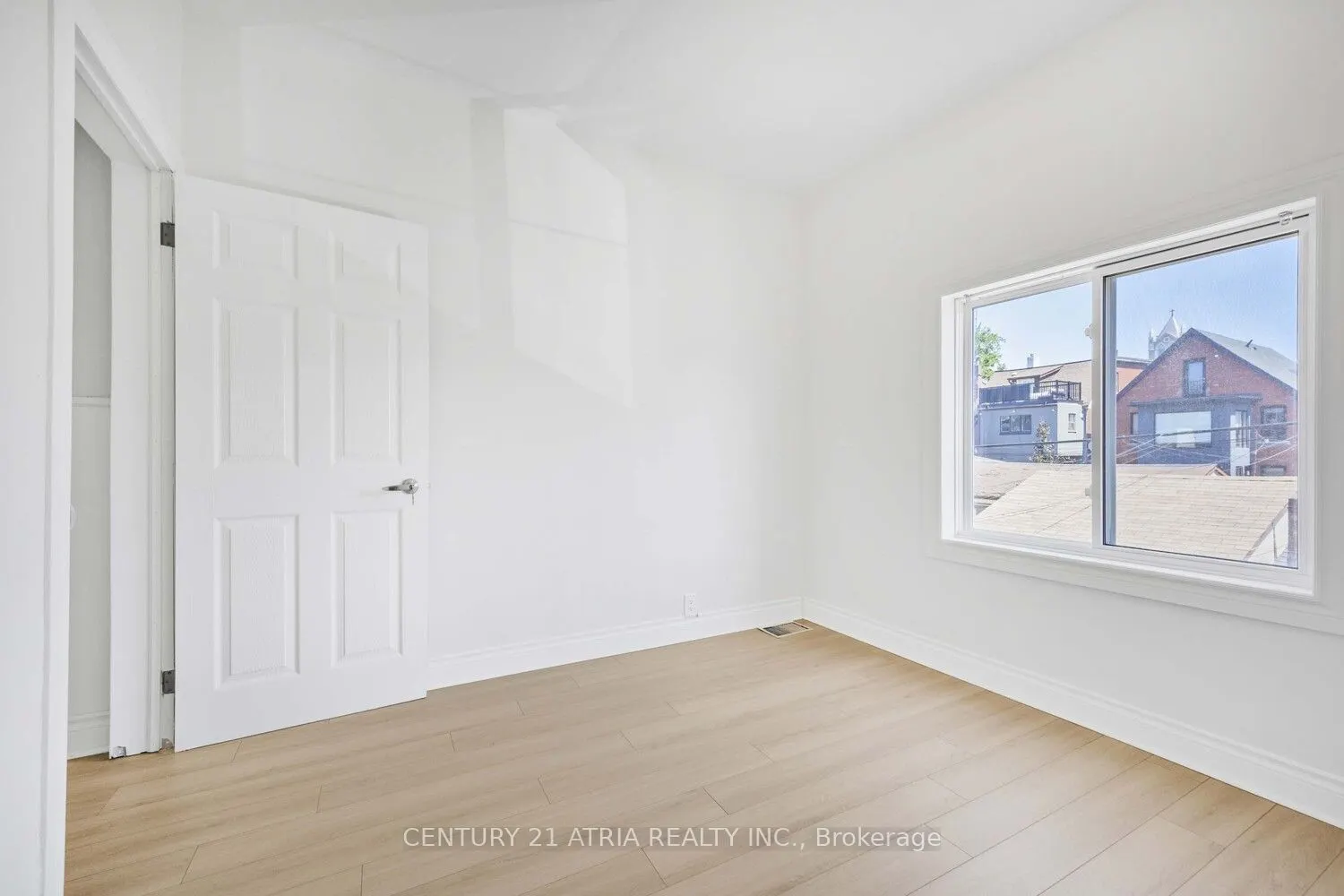 81 Montrose Avenue