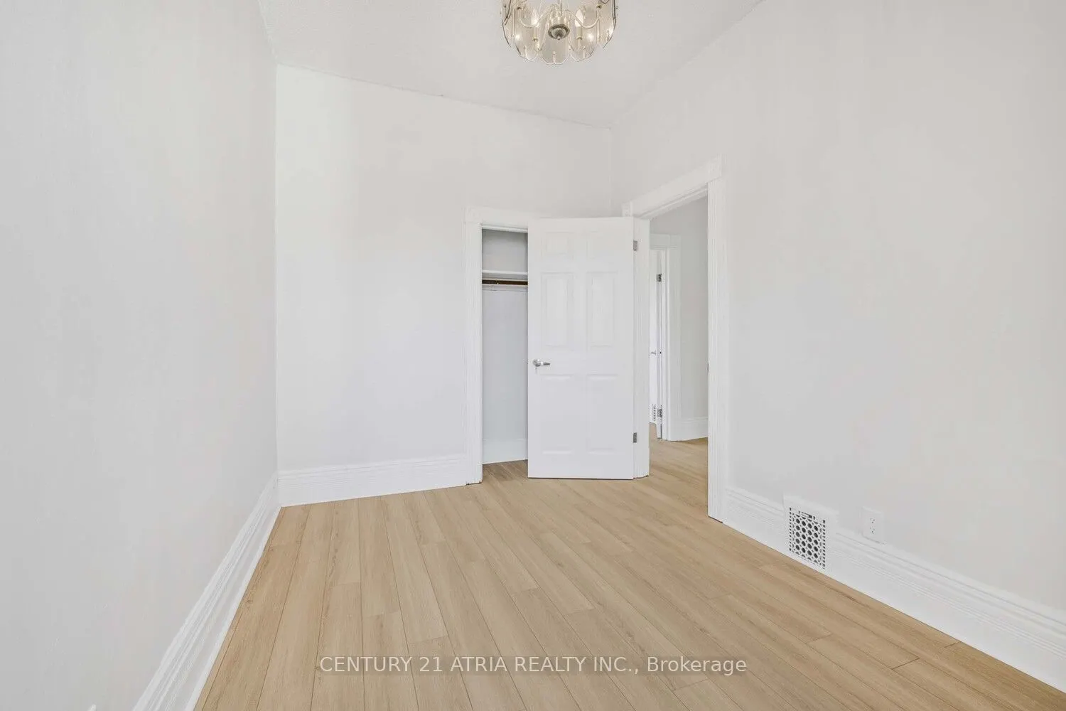 81 Montrose Avenue