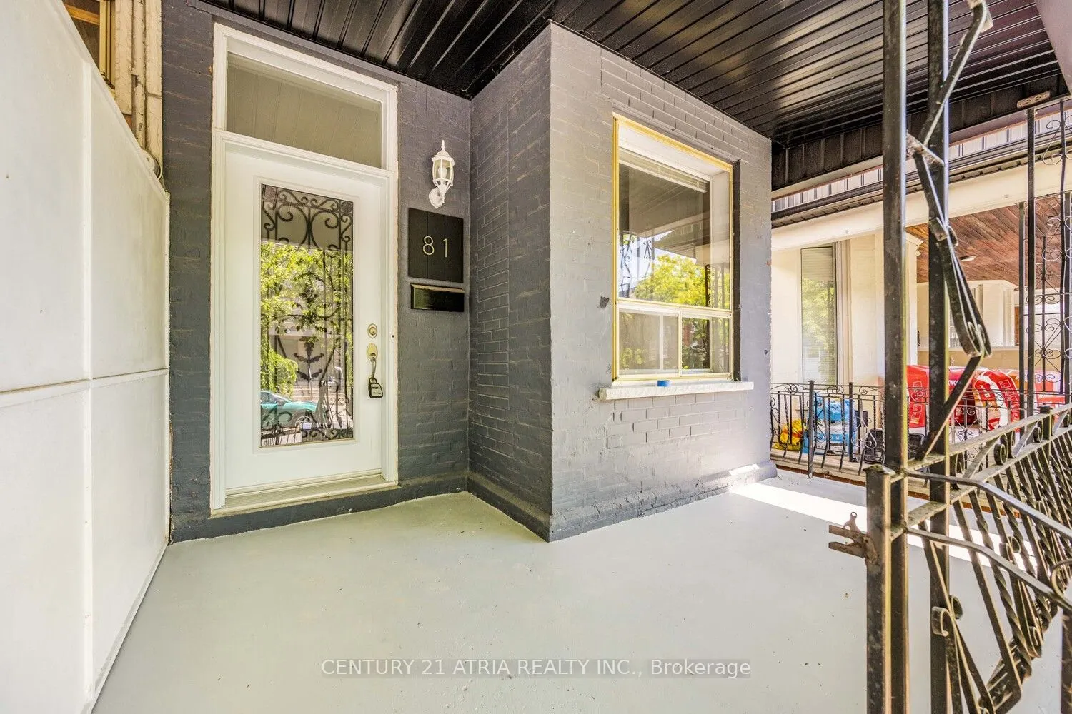 81 Montrose Avenue