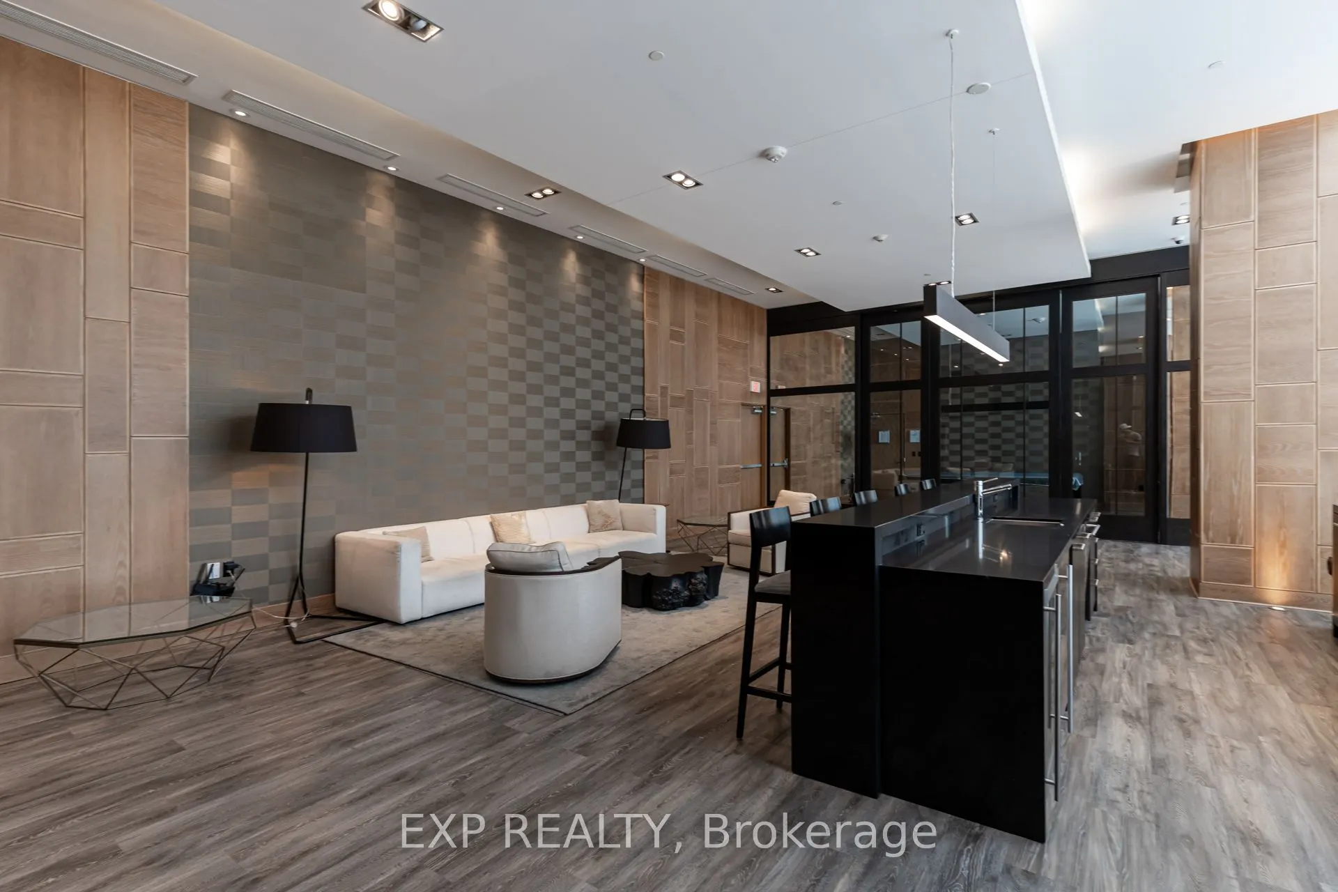 160 Vandeerhoof Avenue, #1610