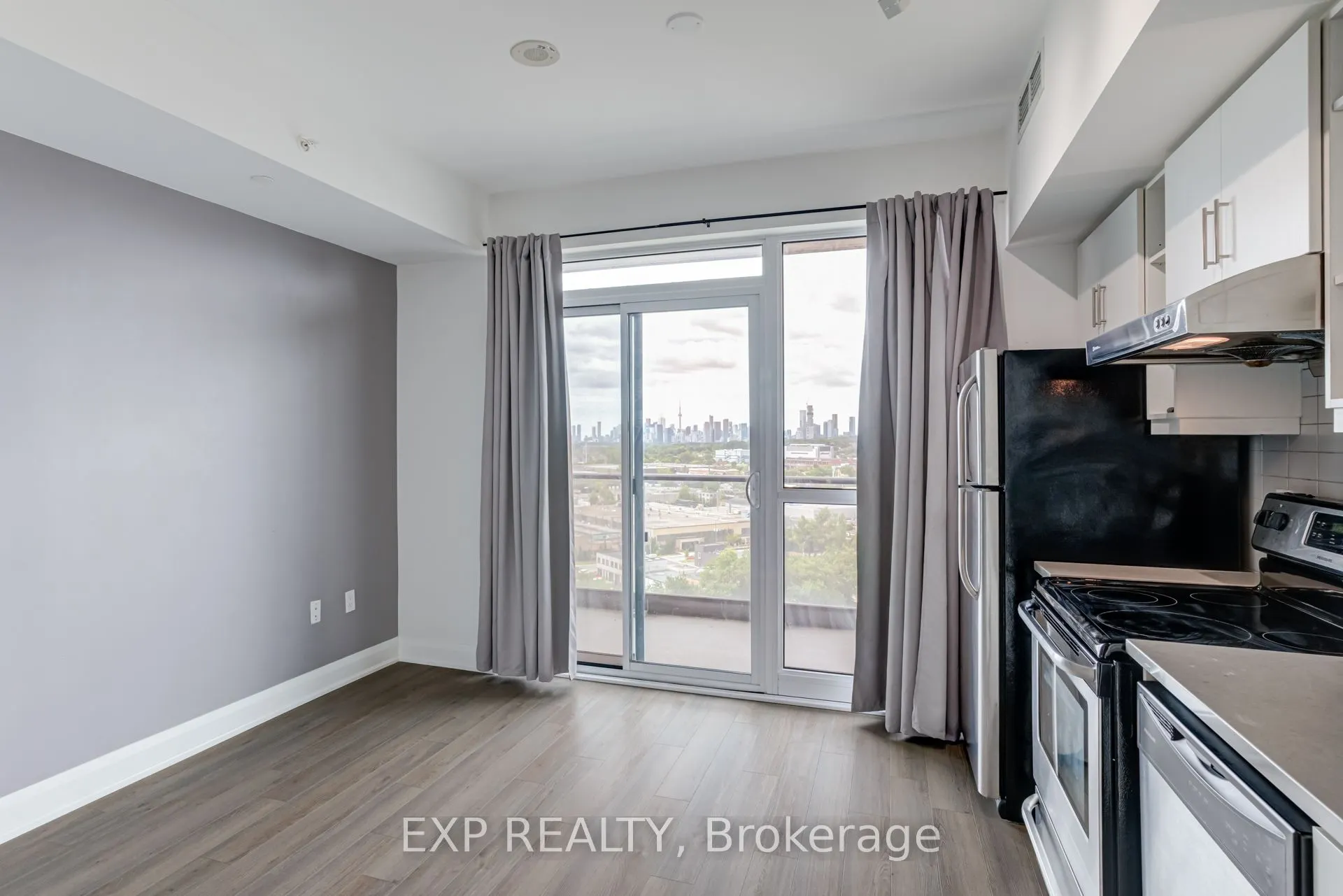 160 Vandeerhoof Avenue, #1610