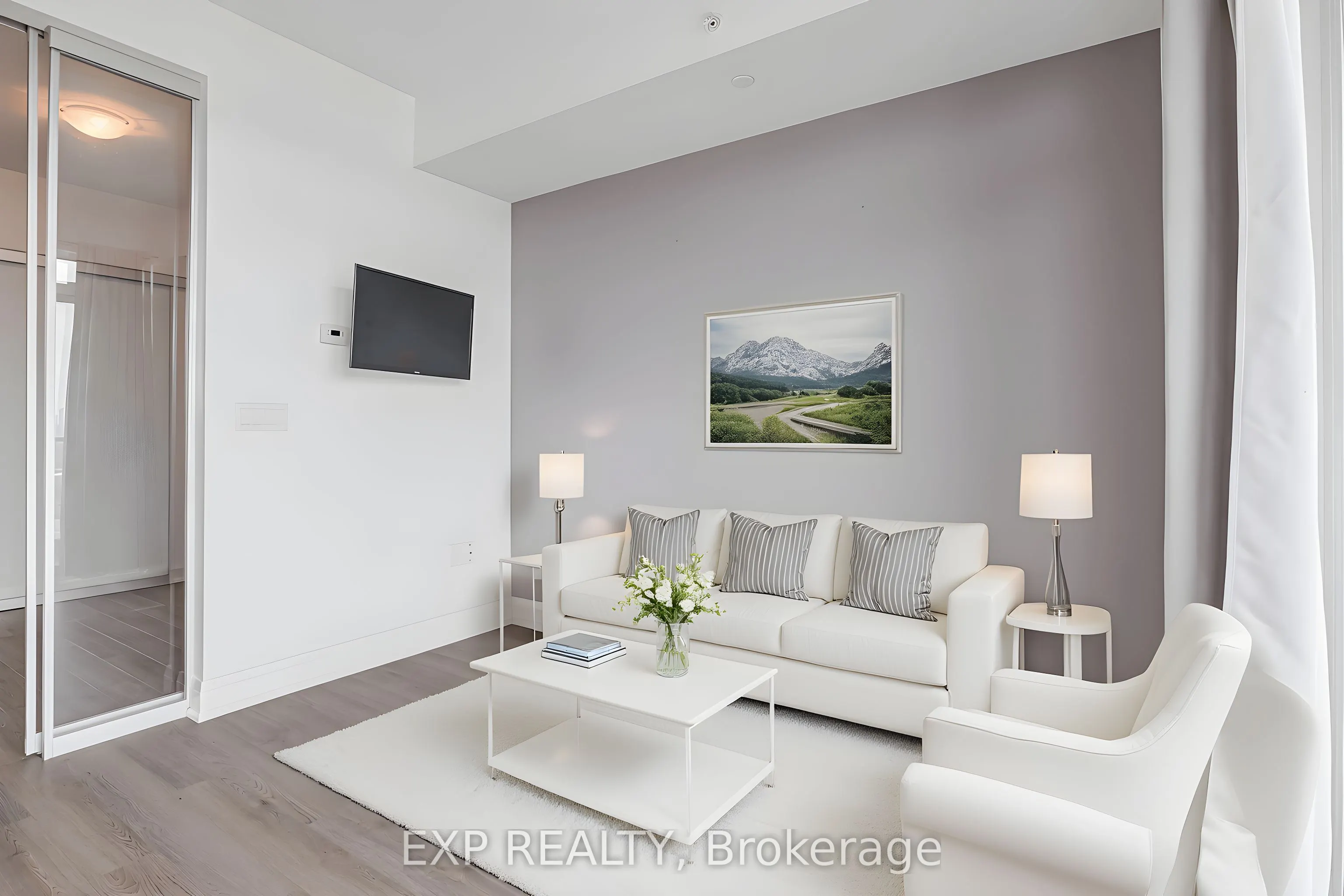 160 Vandeerhoof Avenue, #1610