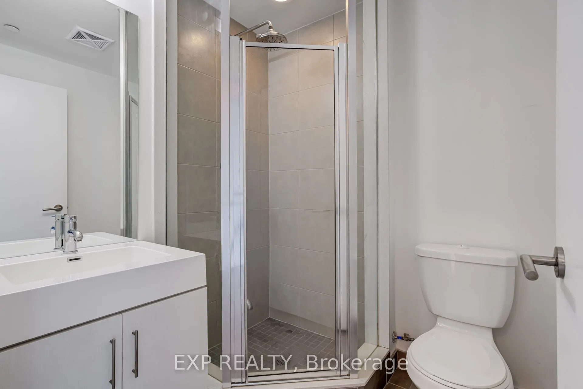 160 Vandeerhoof Avenue, #1610