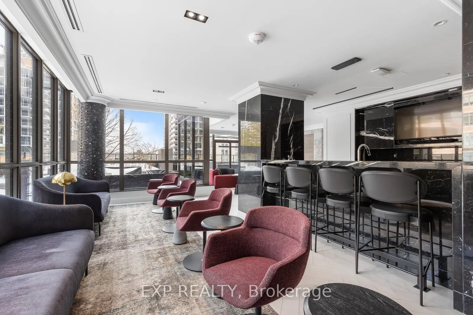 6 Jackes Avenue, #408