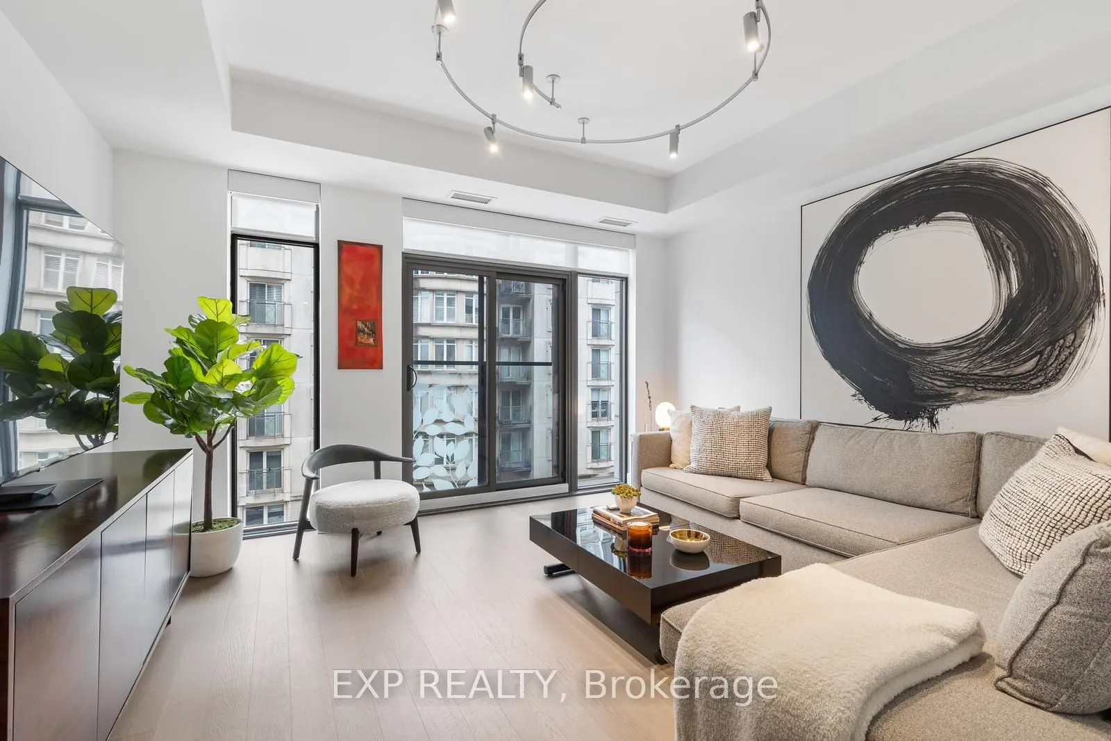 6 Jackes Avenue, #408