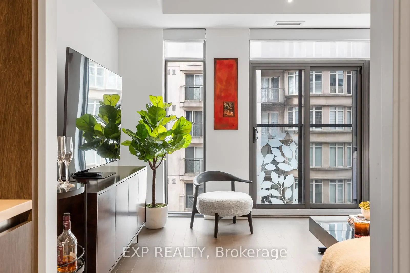 6 Jackes Avenue, #408