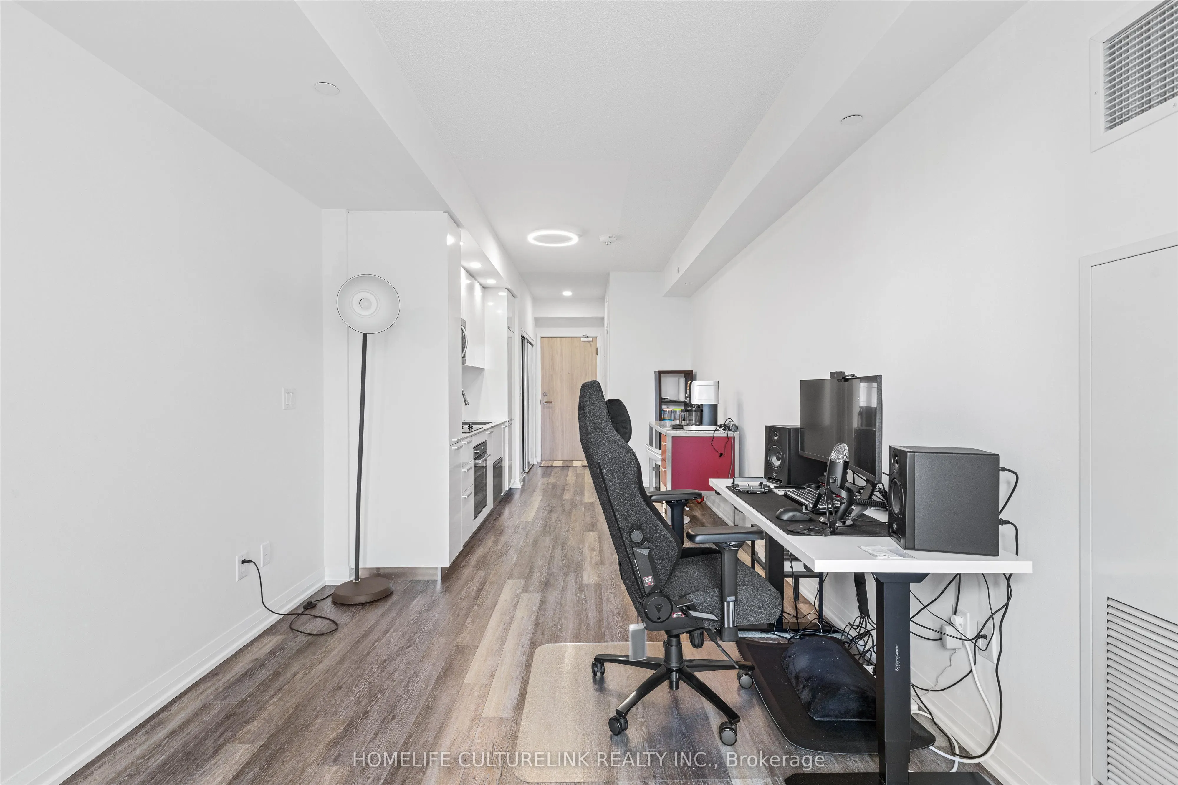 75 Canterbury Place, #503