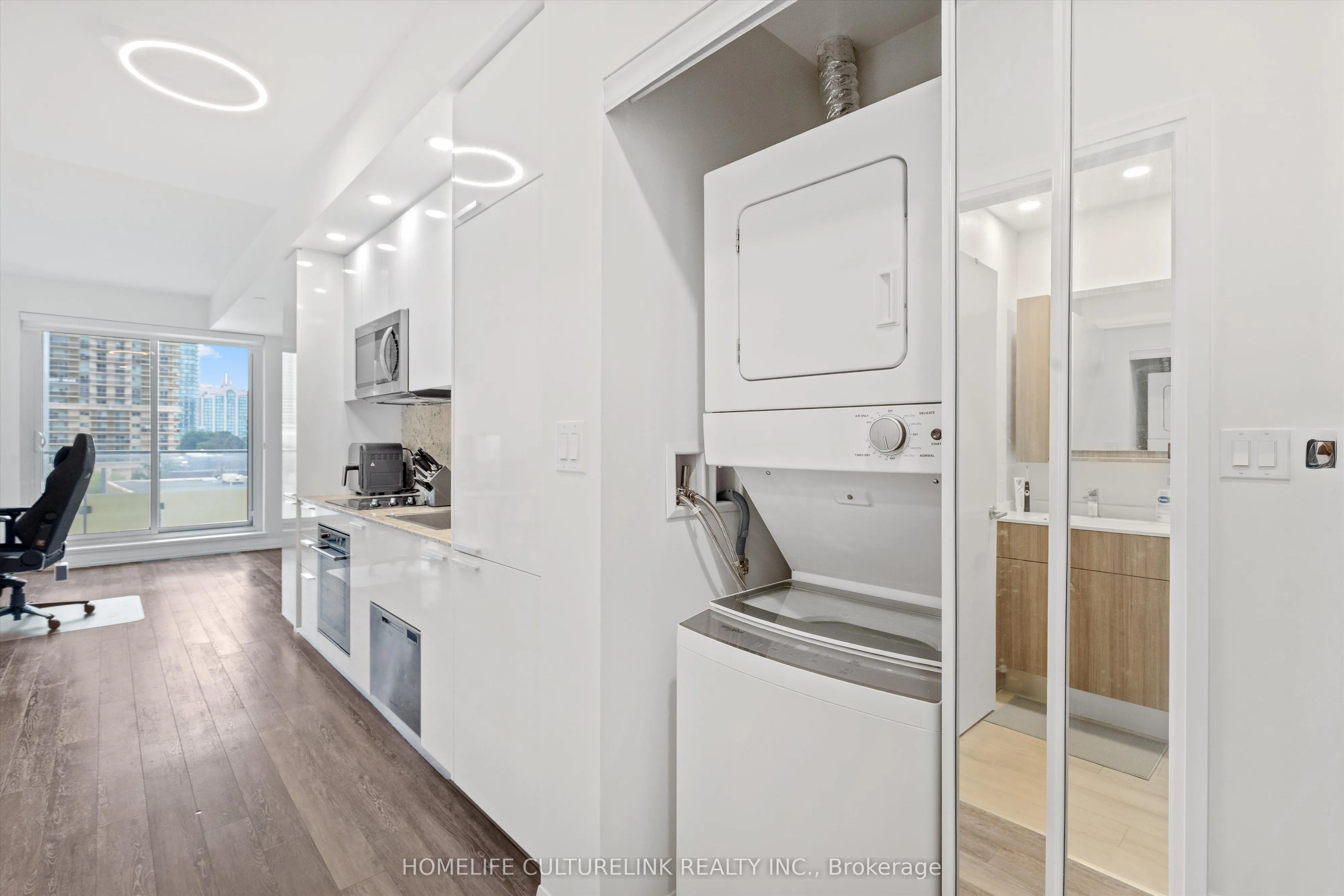 75 Canterbury Place, #503