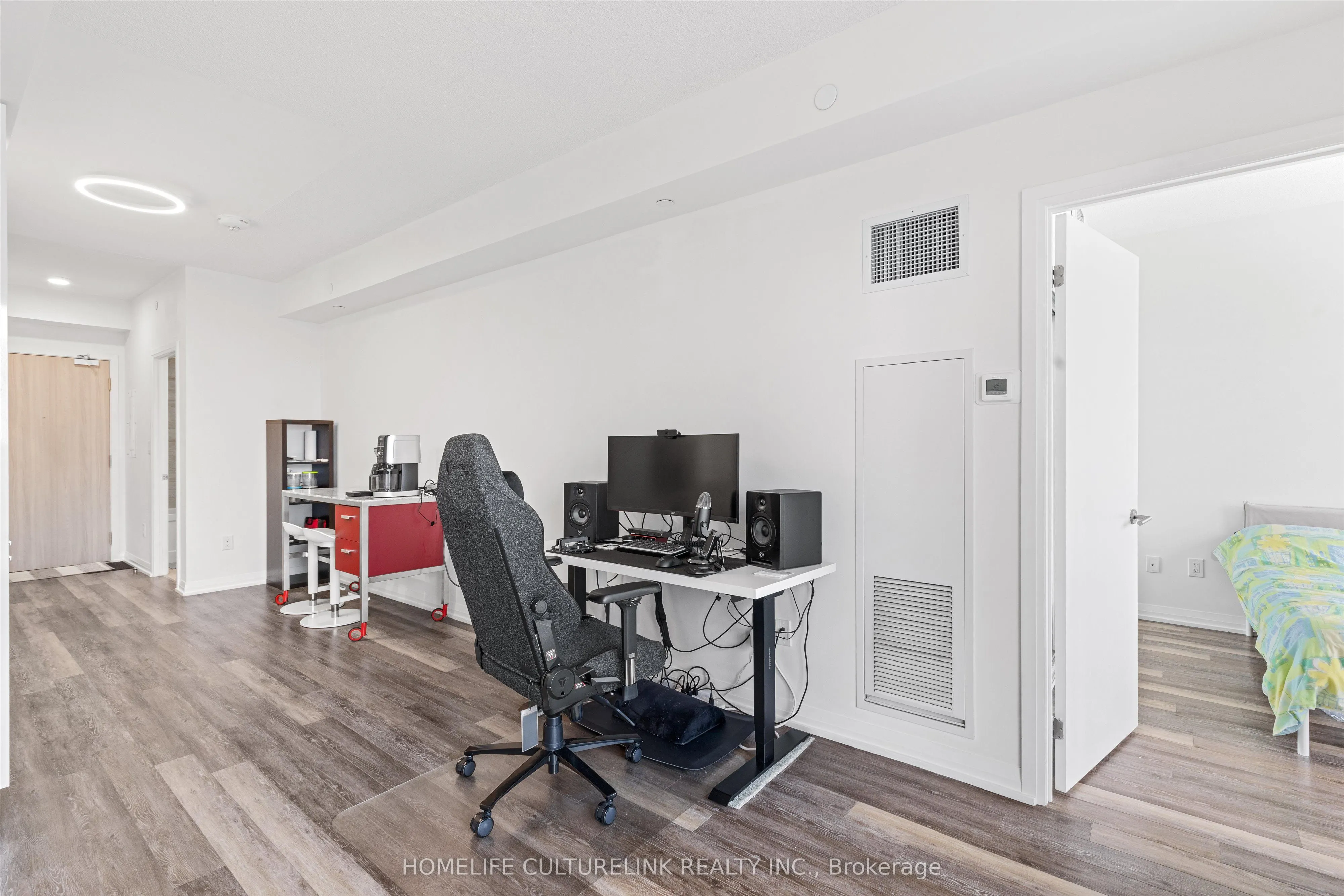 75 Canterbury Place, #503