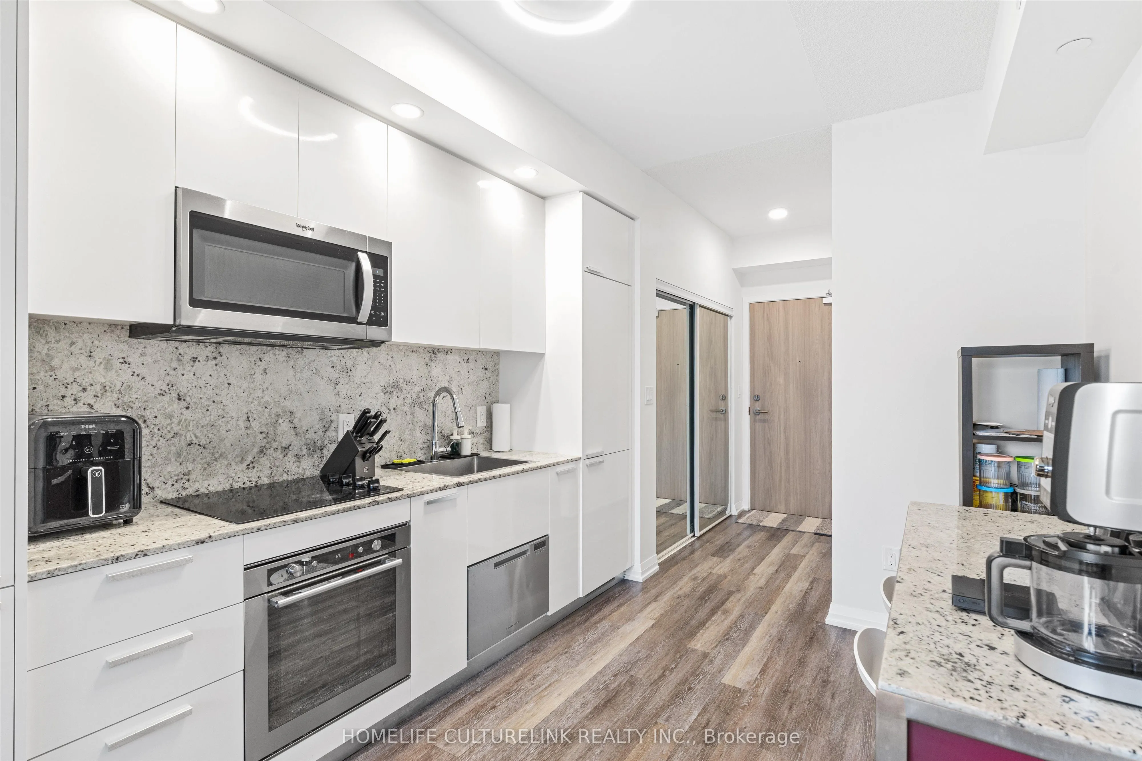 75 Canterbury Place, #503