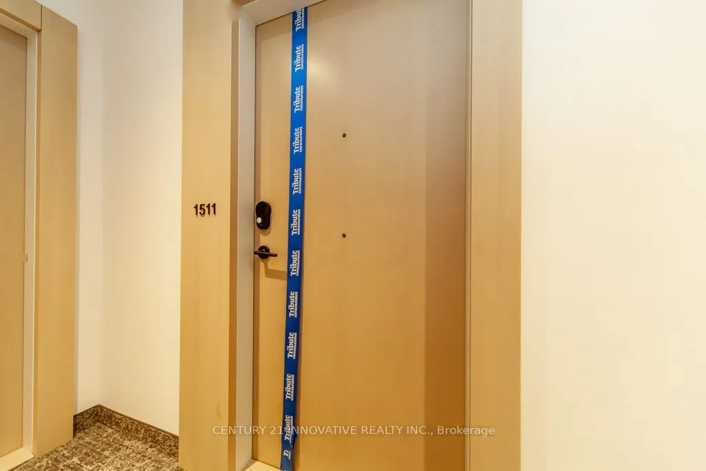 280 Dundas Street W, #1511