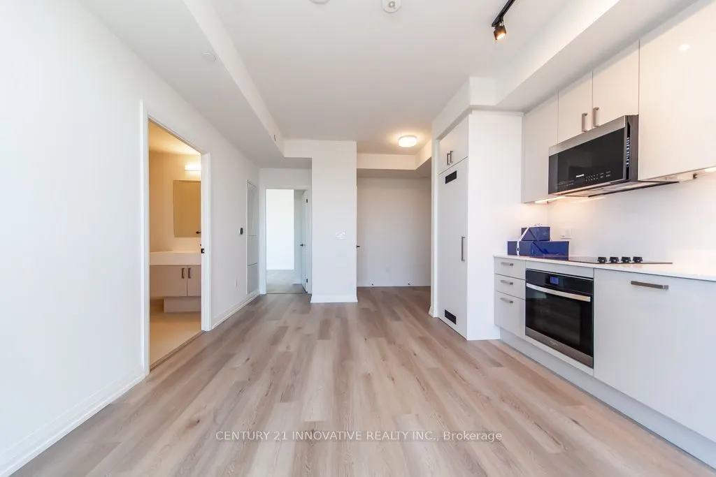 280 Dundas Street W, #1511