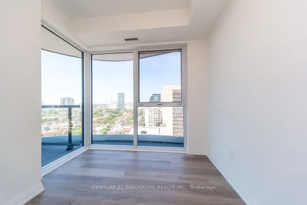 280 Dundas Street W, #1511