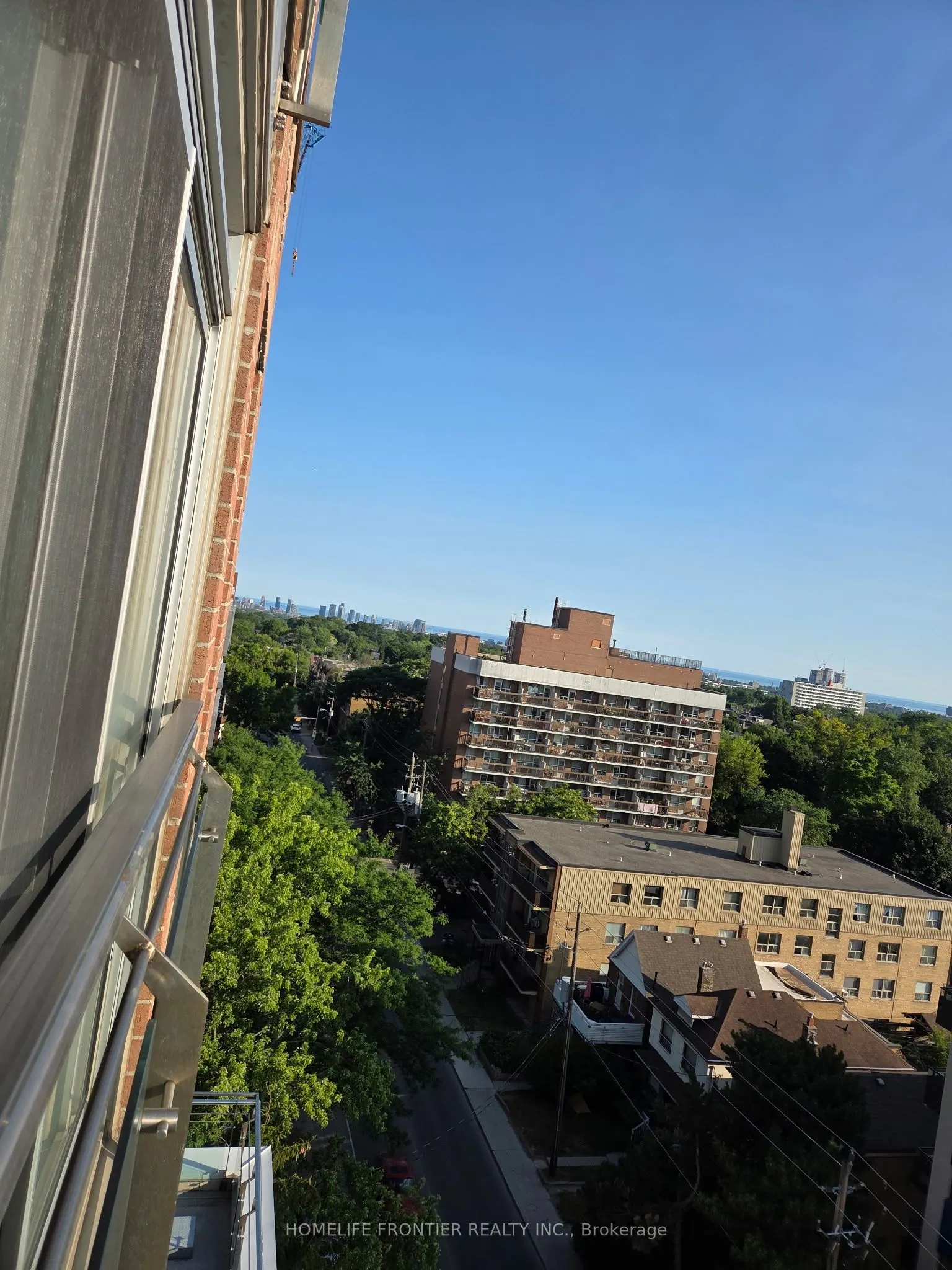 15 Maplewood Avenue, #911