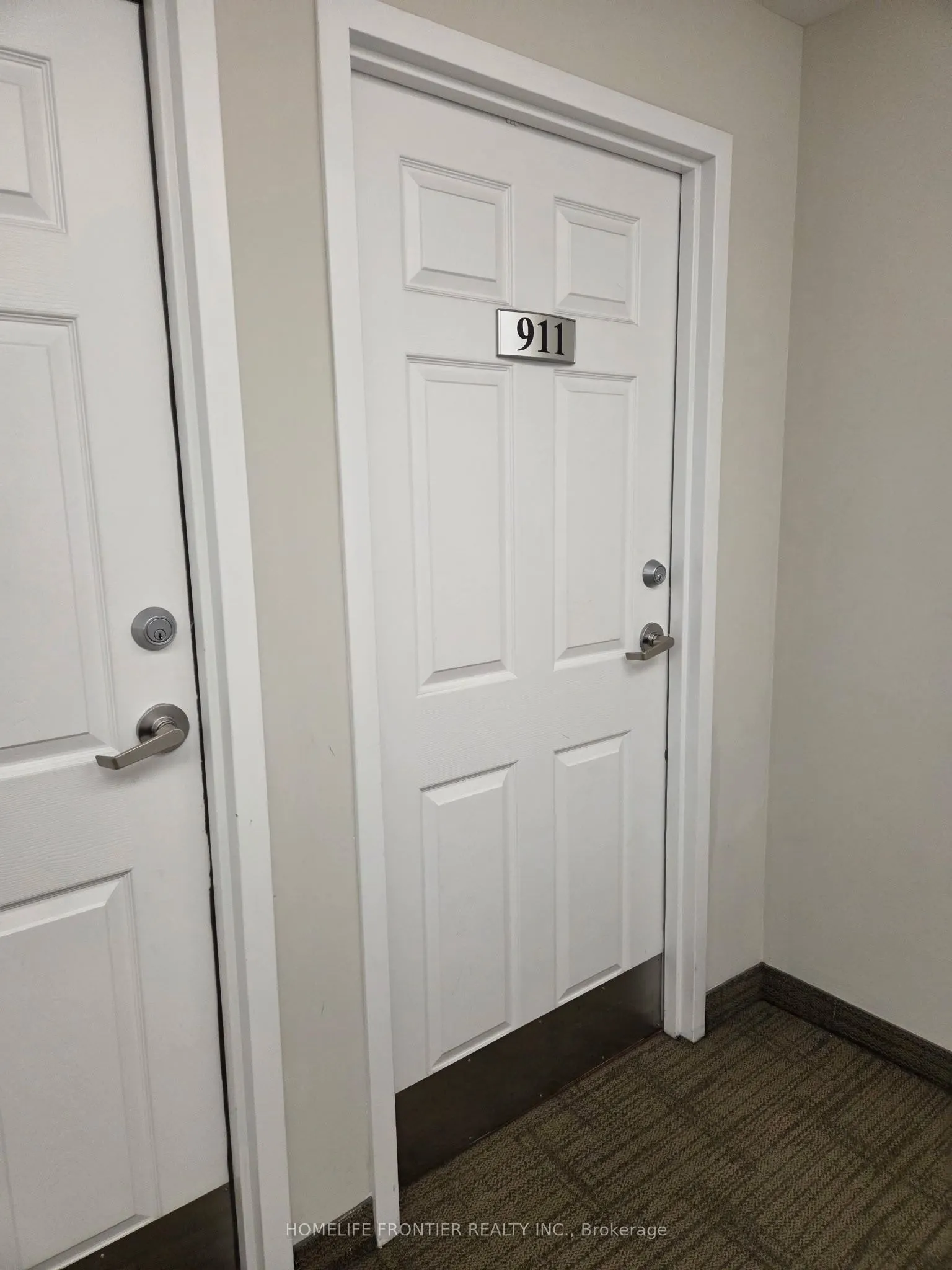 15 Maplewood Avenue, #911