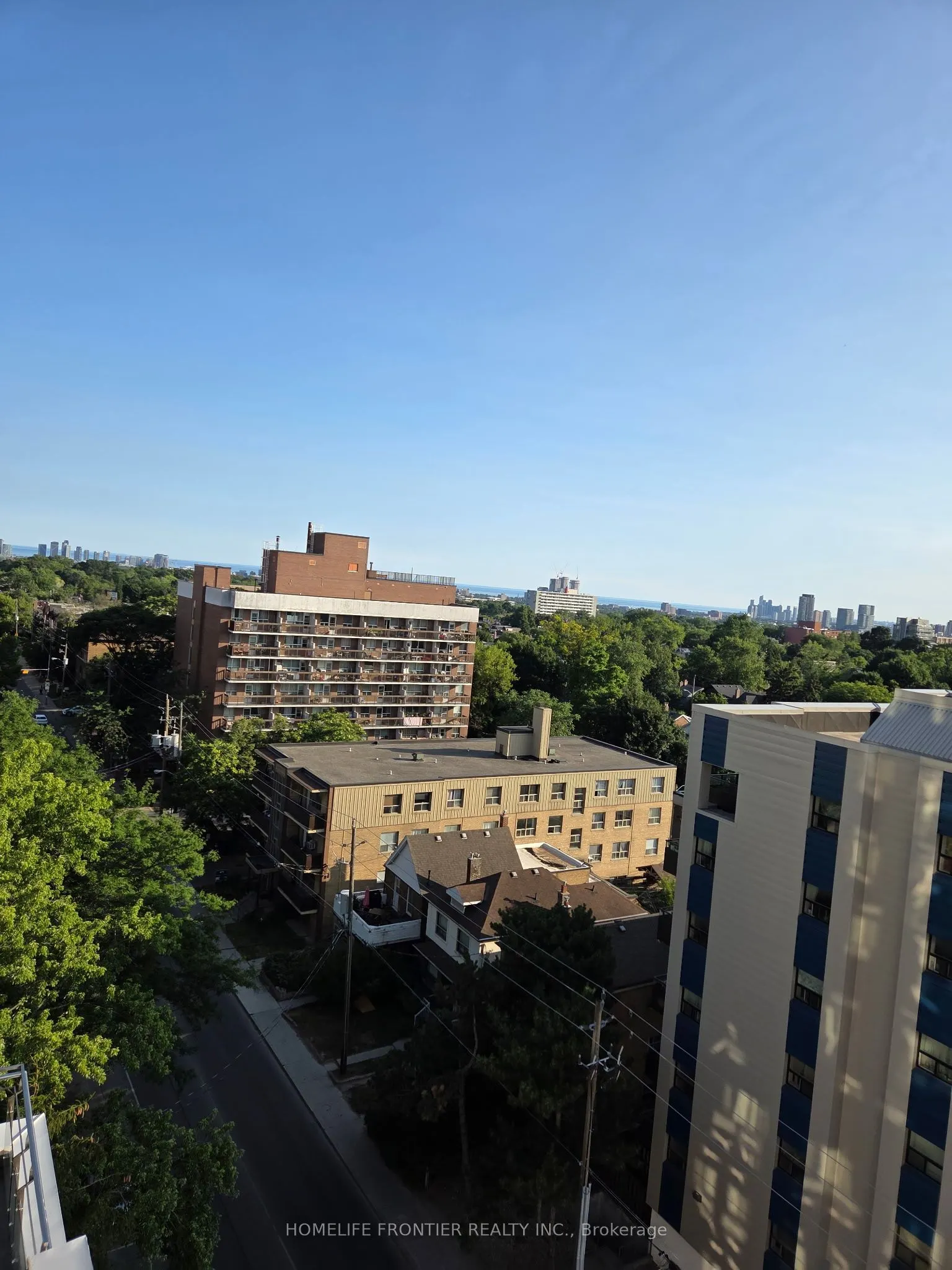 15 Maplewood Avenue, #911