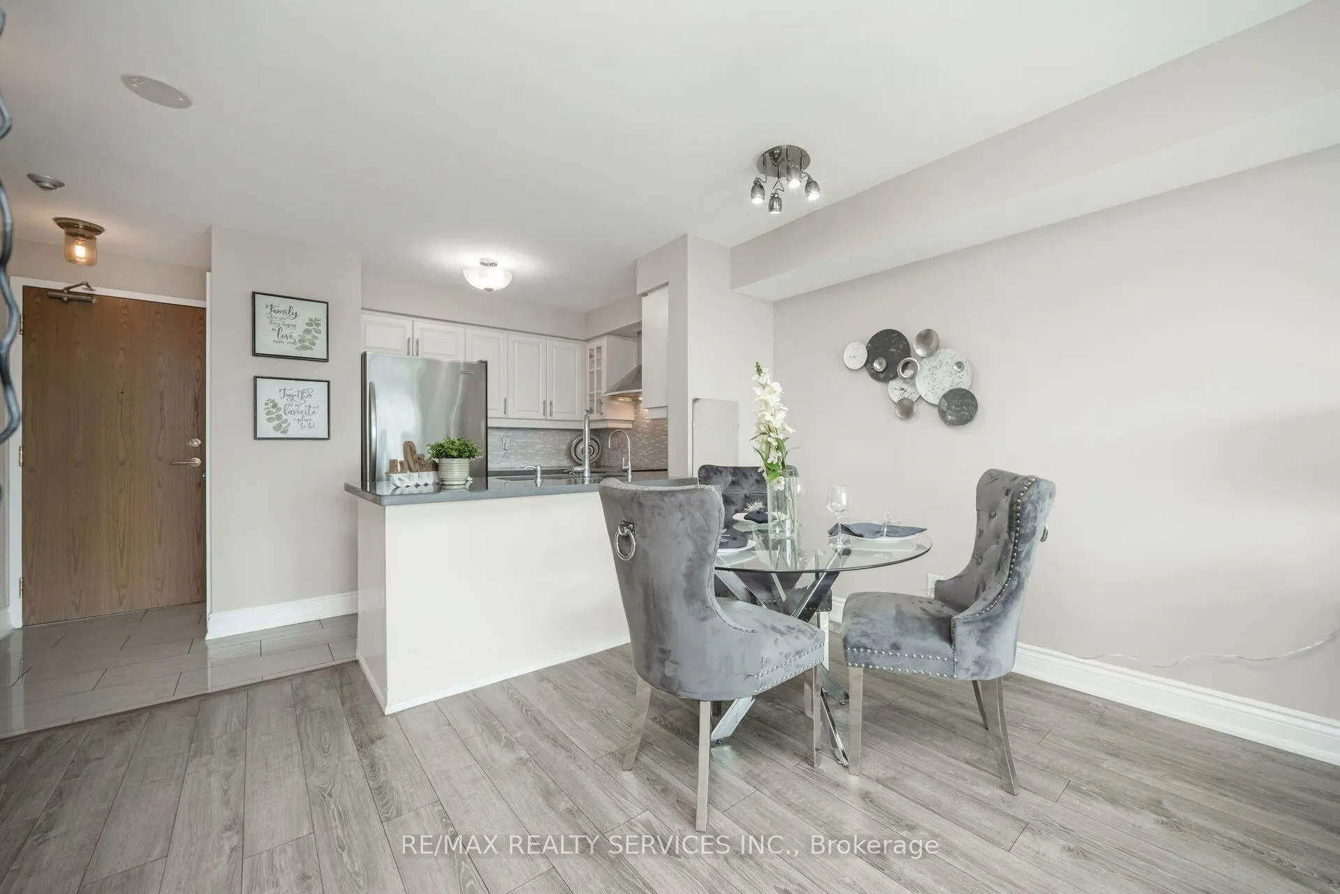 5500 Yonge Street, #2307