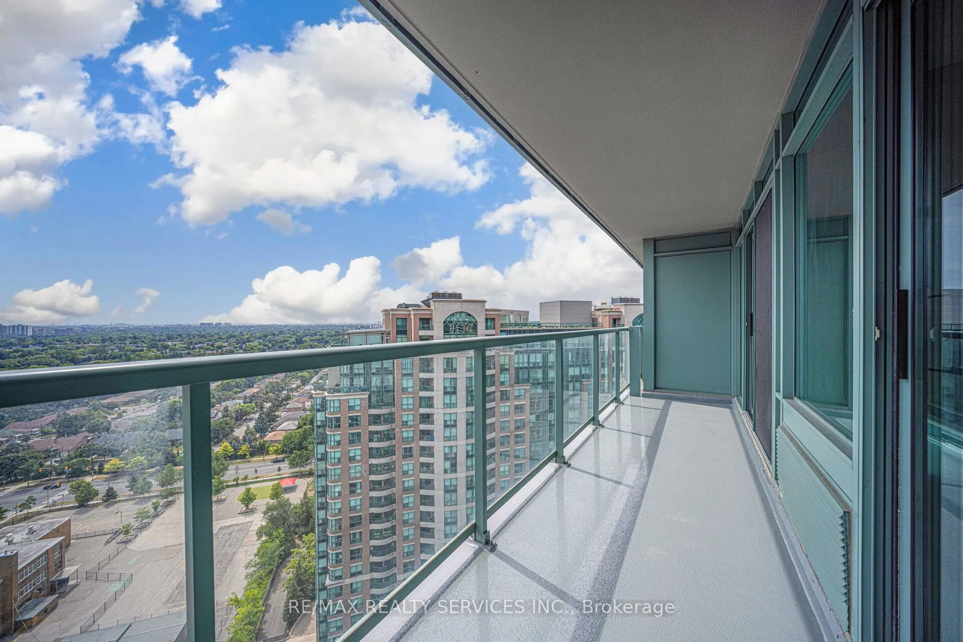 5500 Yonge Street, #2307