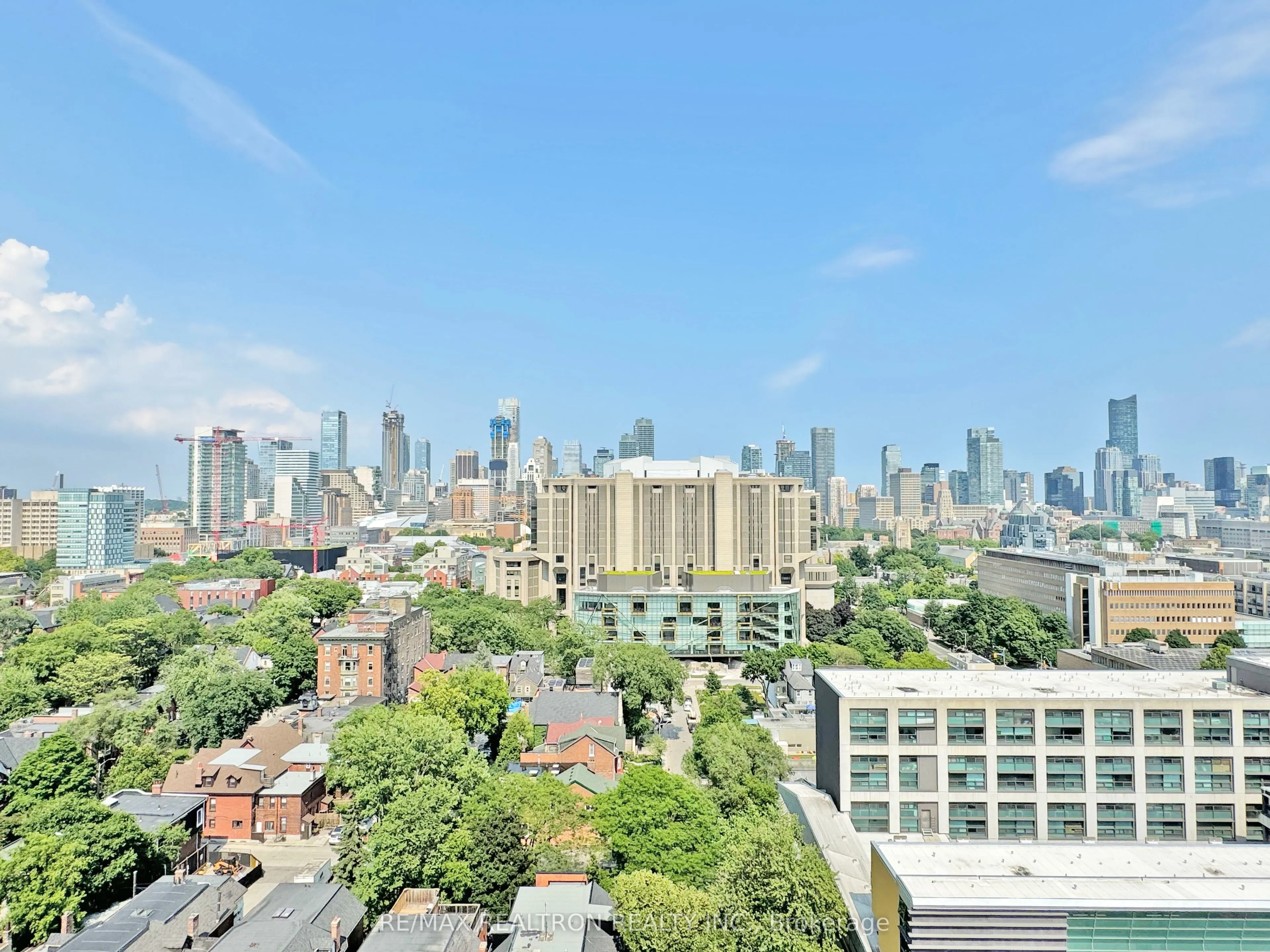 666 Spadina Avenue, #2010