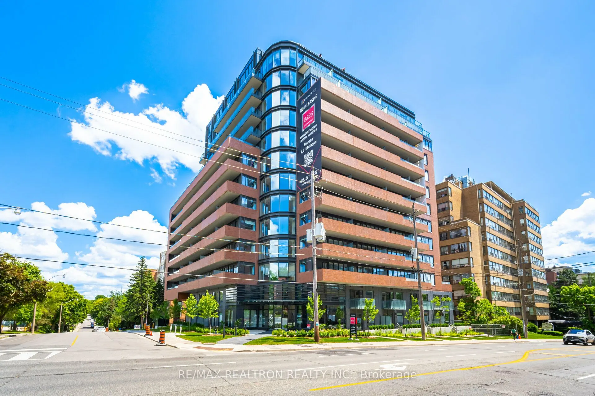 2525 Bathurst Street, #407
