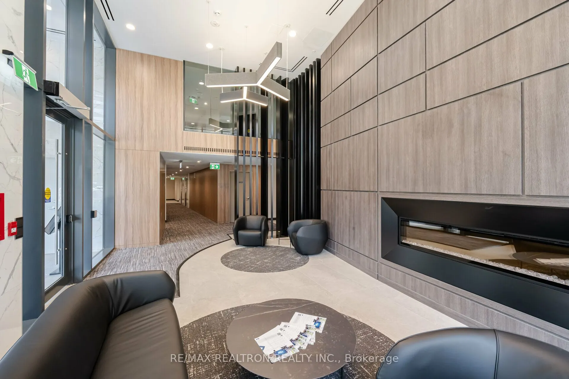 2525 Bathurst Street, #407