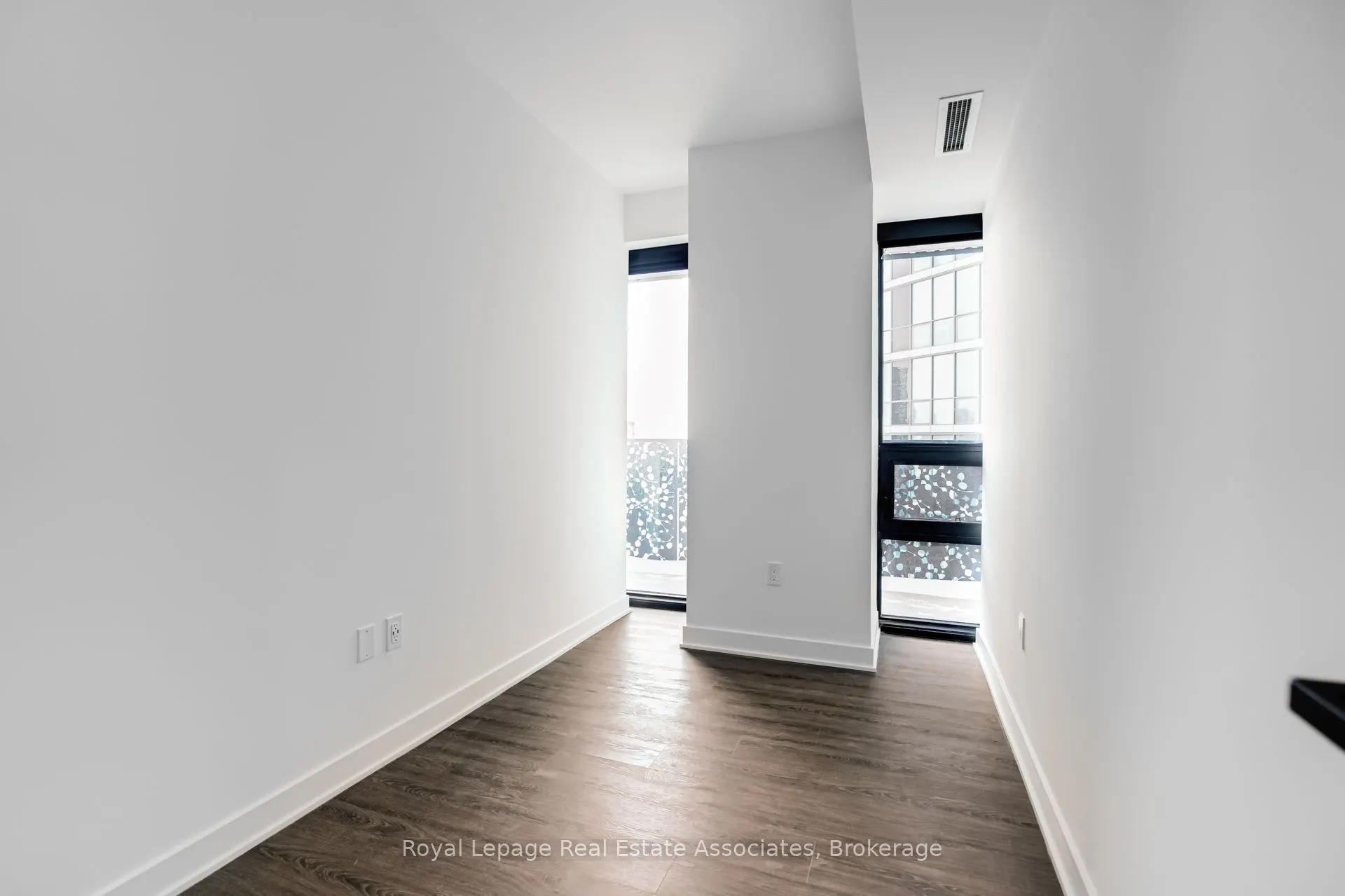 55 Charles Street E, #2206